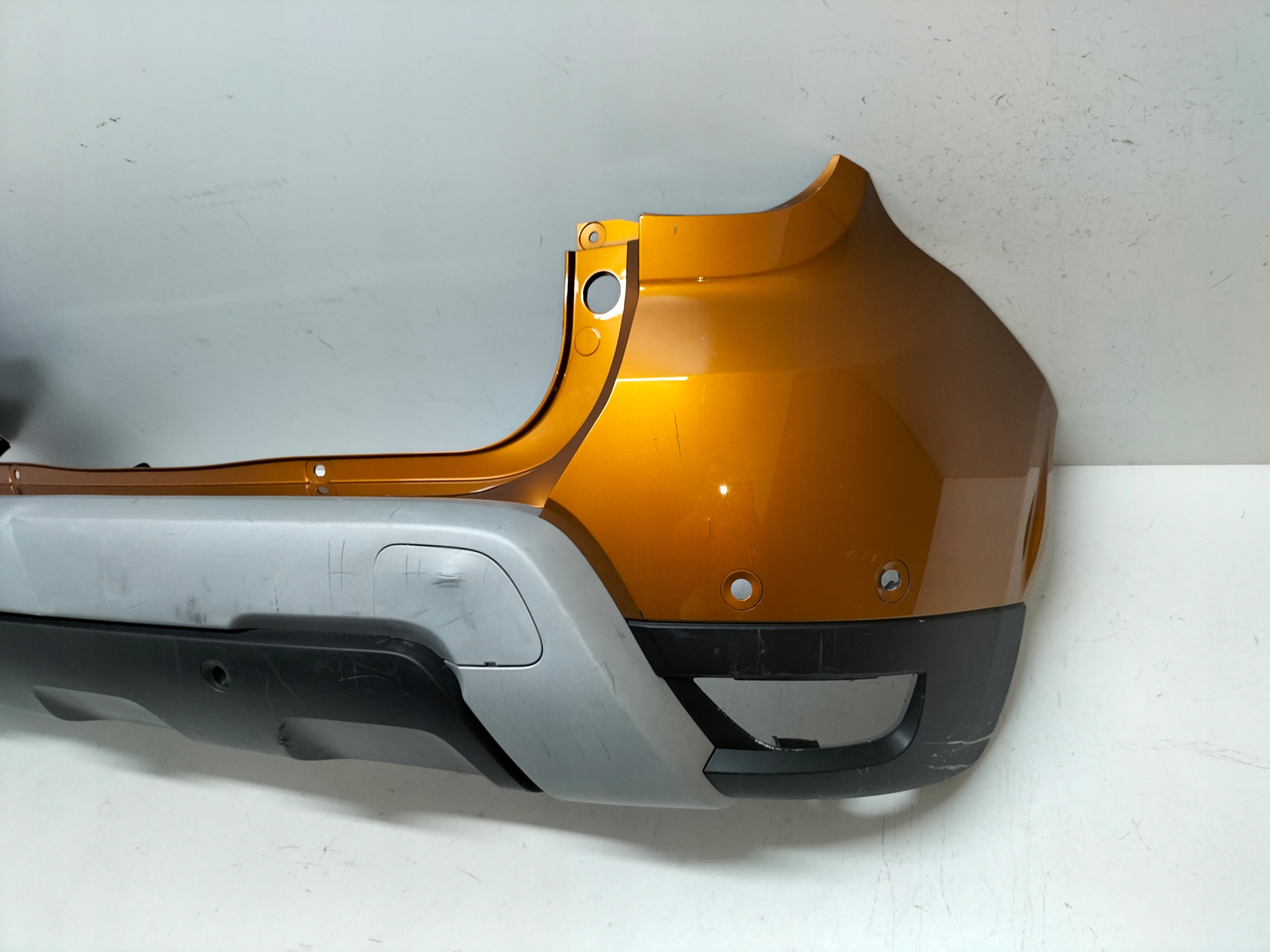 ZADNÝ NÁRAZNÍK DACIA DUSTER II 17-