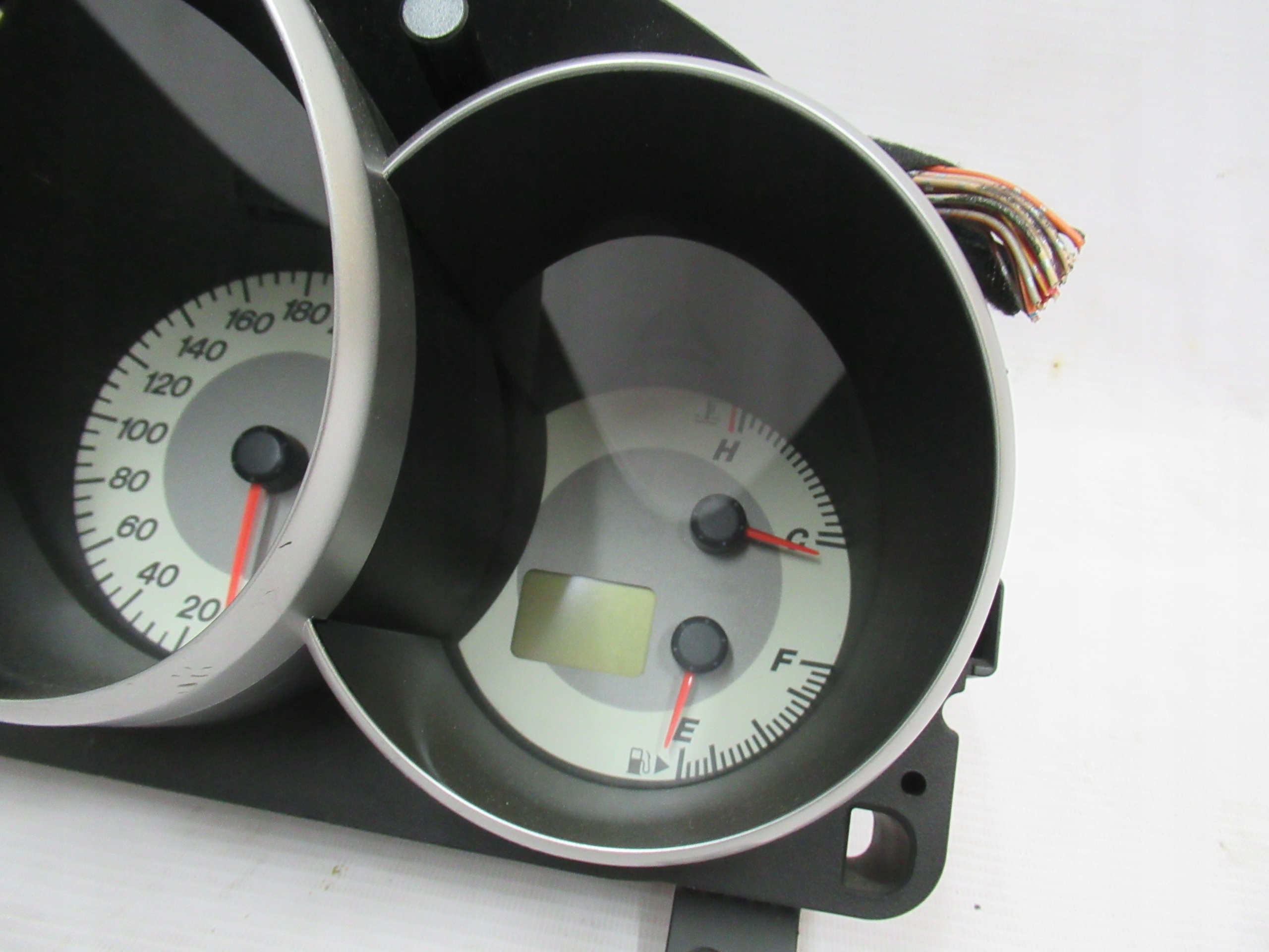 TACHOMETER BUDIKY MAZDA 3 BK 1.6 D BP4K55430