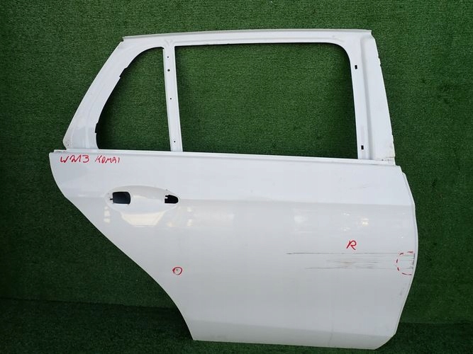 MERCEDES W213 213 E-KLASA KOMBI PRAVE ZADNE DVERE