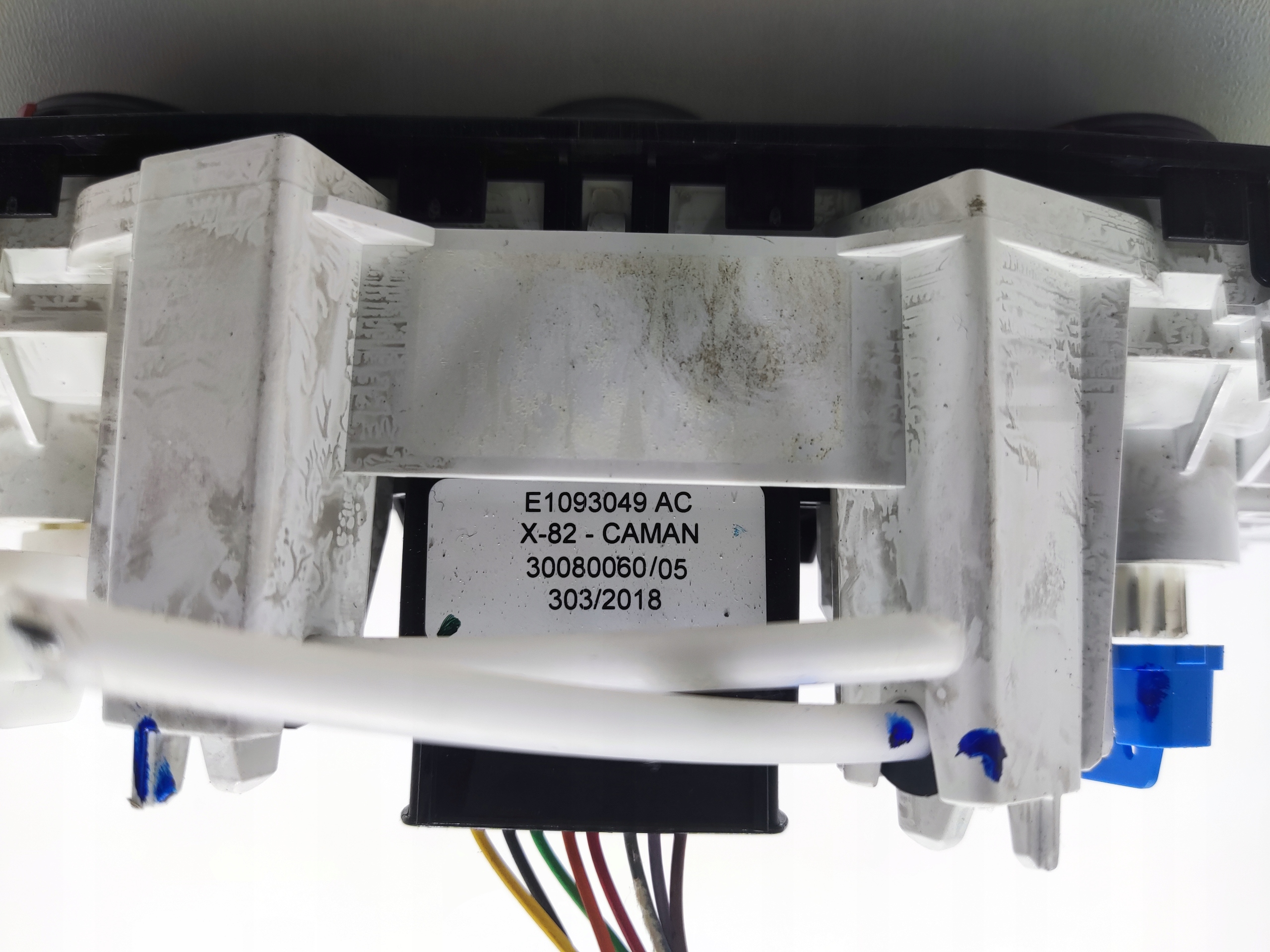 OVLADANIE KURENIA TRAFIC III VIVARO B 30080060 2014-2019