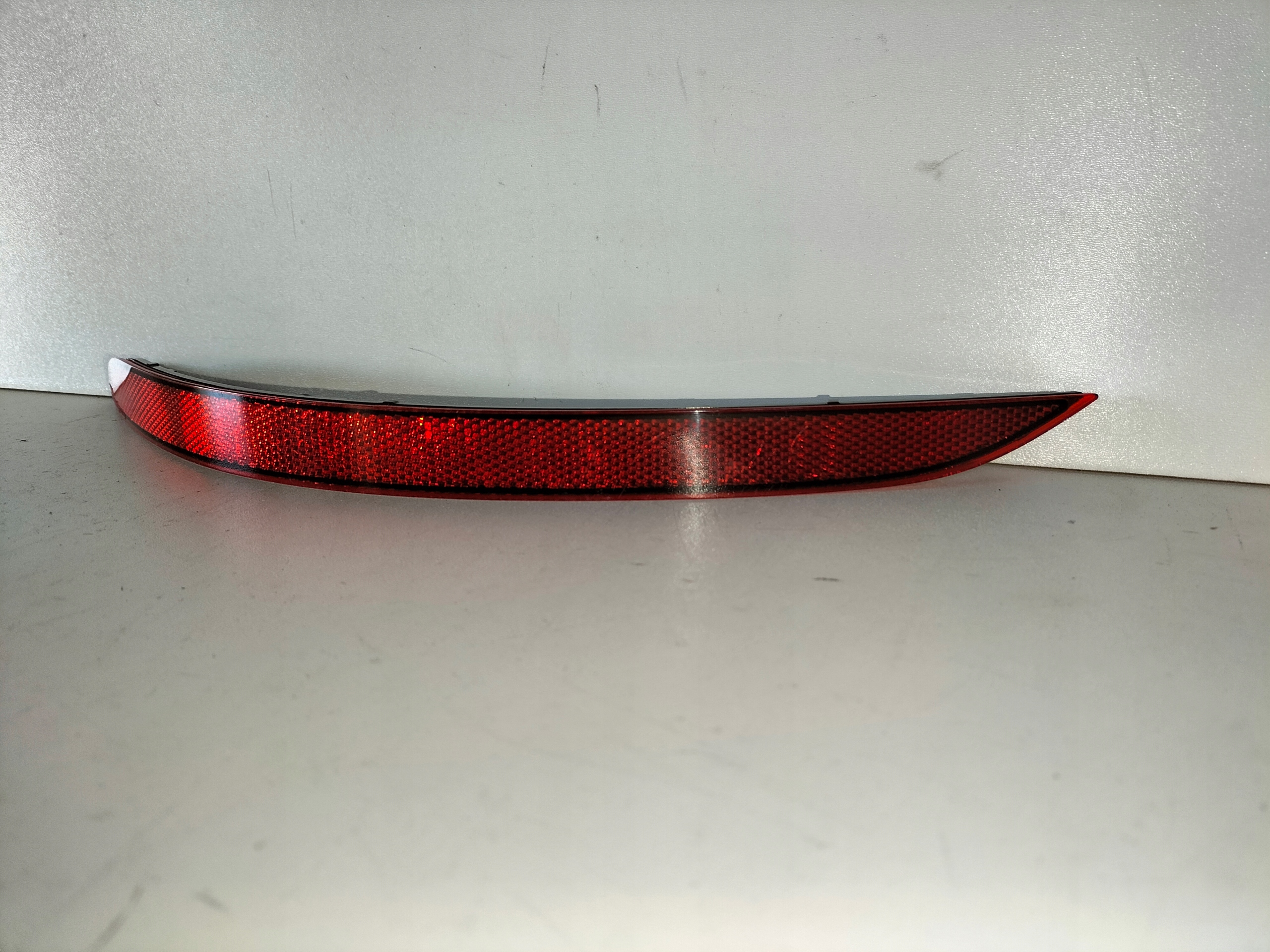 LAVE ZADNE ODRAZOVE SKLICKO VW GOLF 8 VIII 20- KOMBI