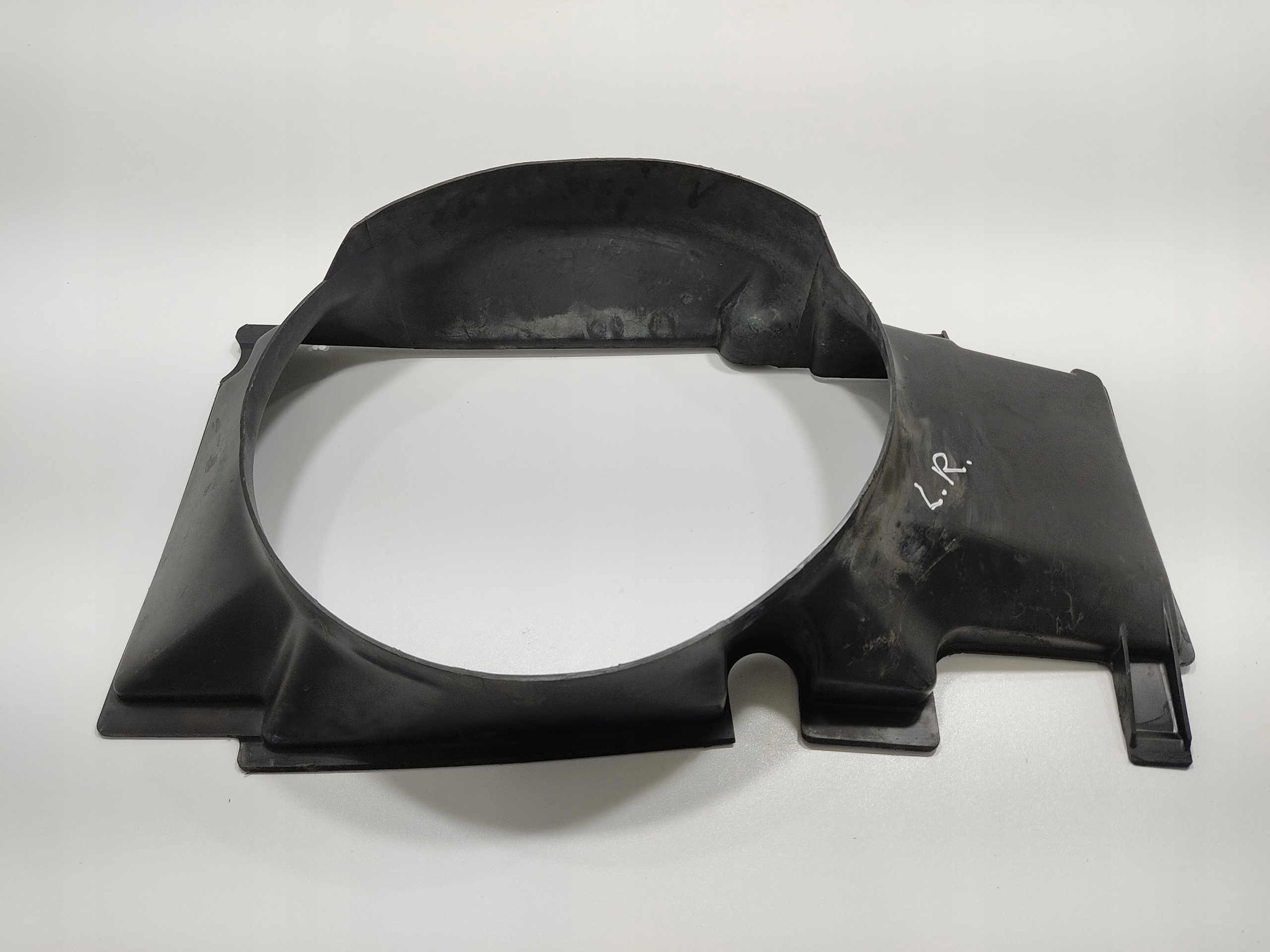 KRYT CHLADIČA VENTILÁTORA LAND ROVER RANGE ROVER I CLASSIC 2.5 D ESR0157