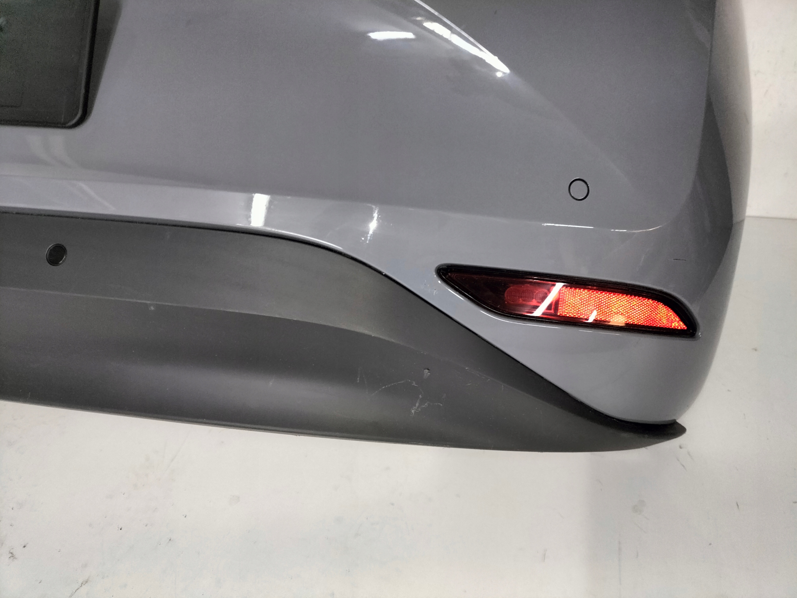 ZADNÝ NÁRAZNÍK VW ID3 20-