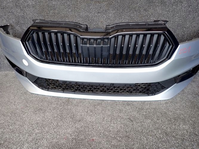 SKODA FABIA IV PREDNÝ NÁRAZNÍK NASÁVANIA VZDUCHU