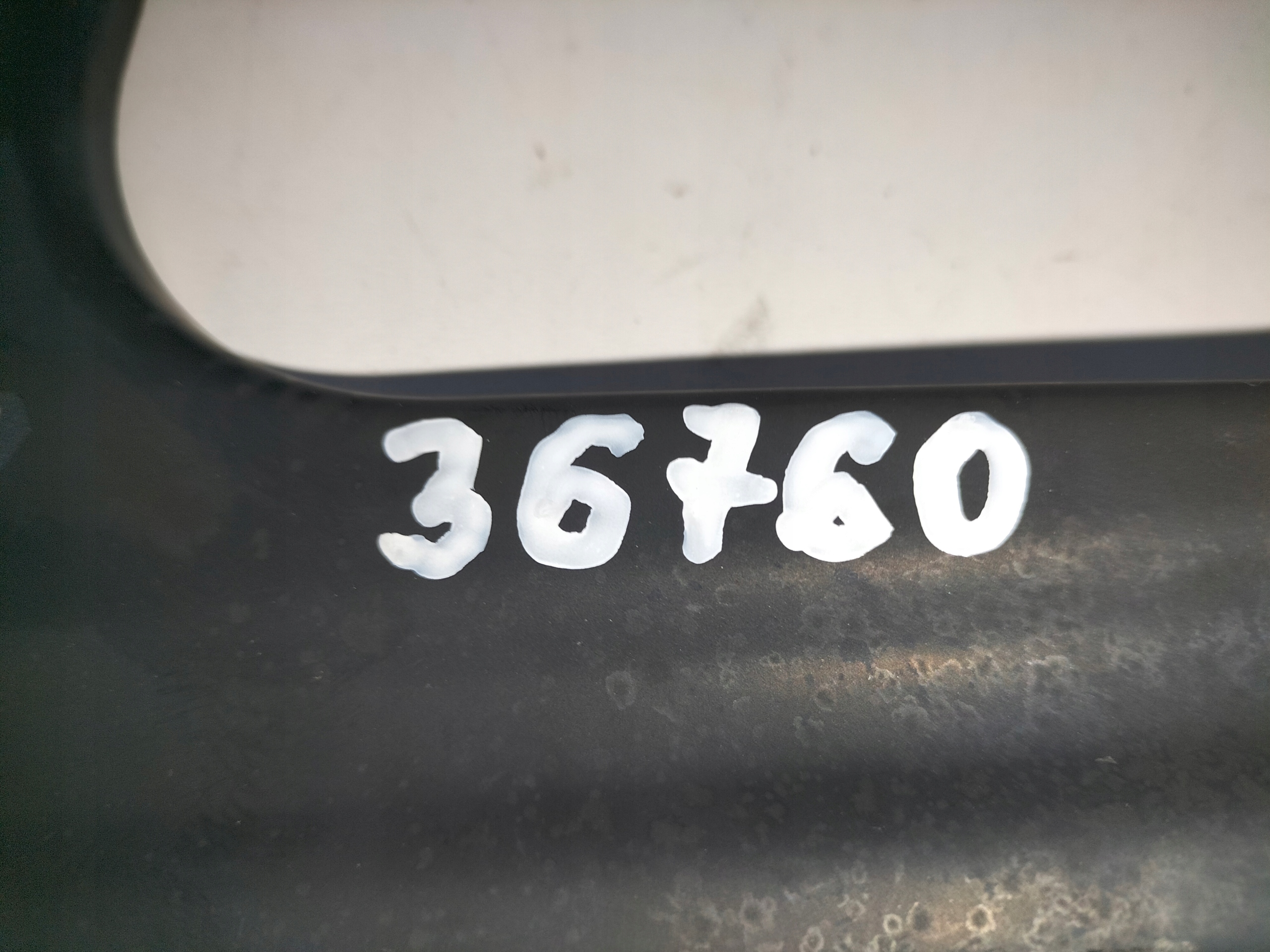 OKULAR DRŽIAK PREDNÉHO ČELA SVETLOy OPEL ADAM 13-