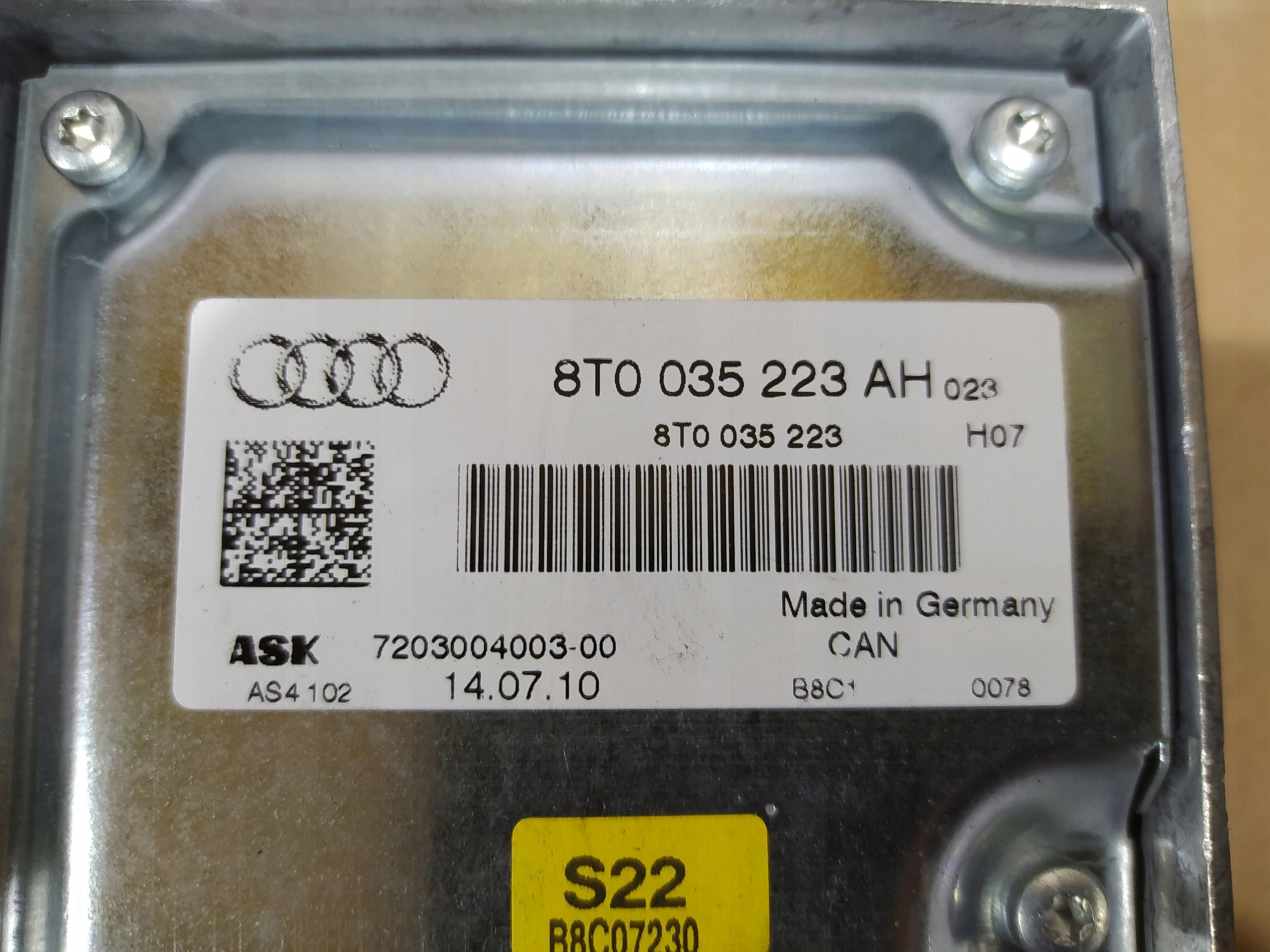 AUDI A4 B8 A5 ZOSILNOVAC 8t0035223ah