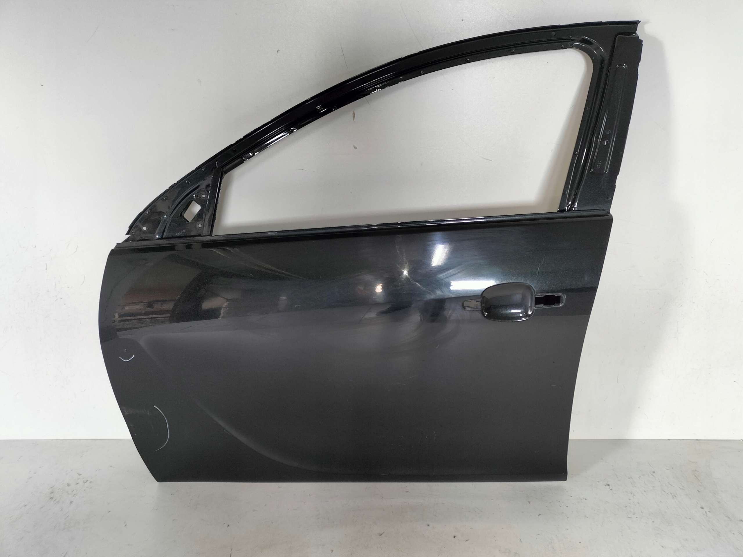 LAVE PREDNE DVERE OPEL INSIGNIA A 08-