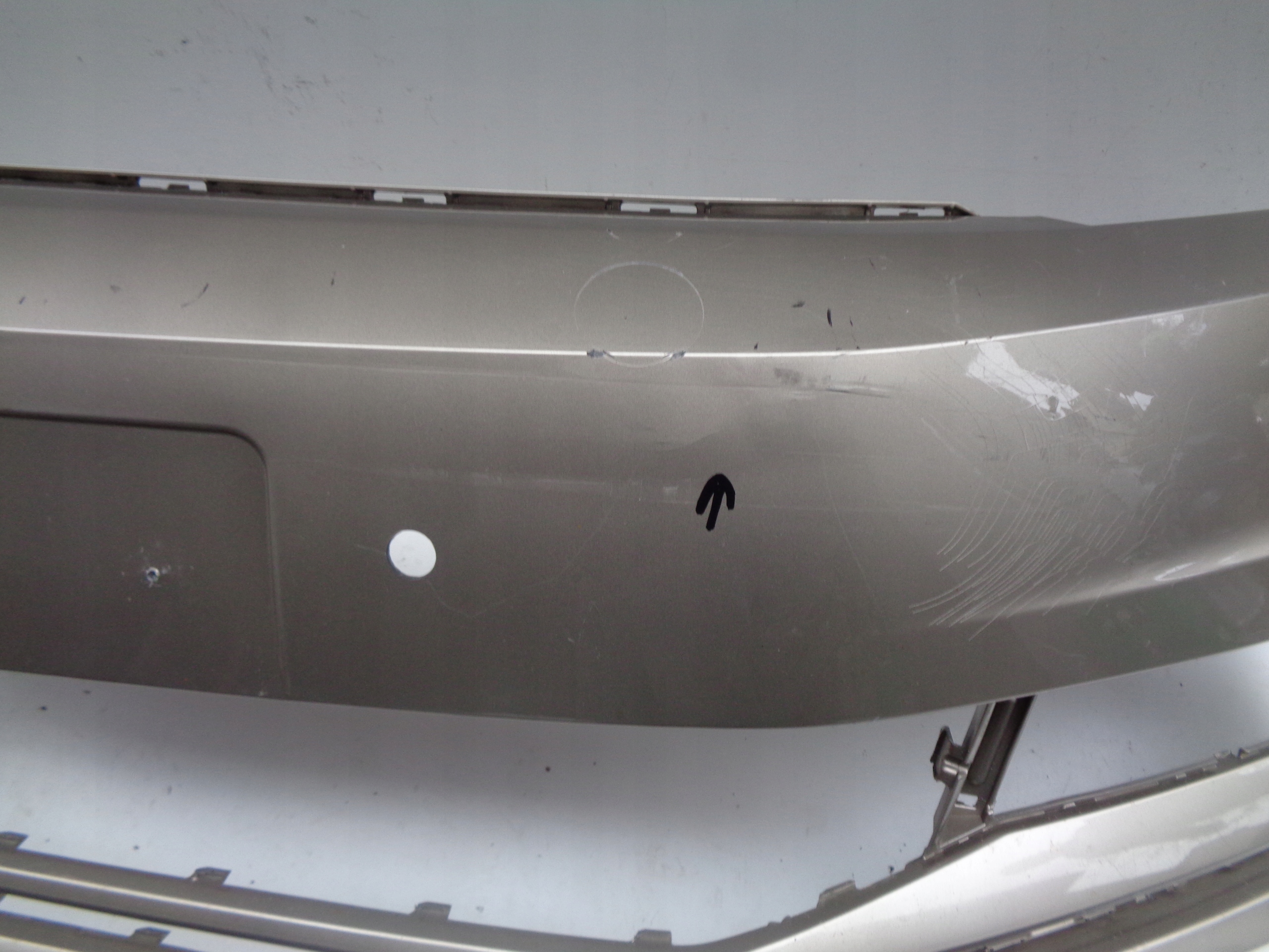 PREDNÝ NÁRAZNÍK VW TOURAN 5T 5TA 16- NR 23237