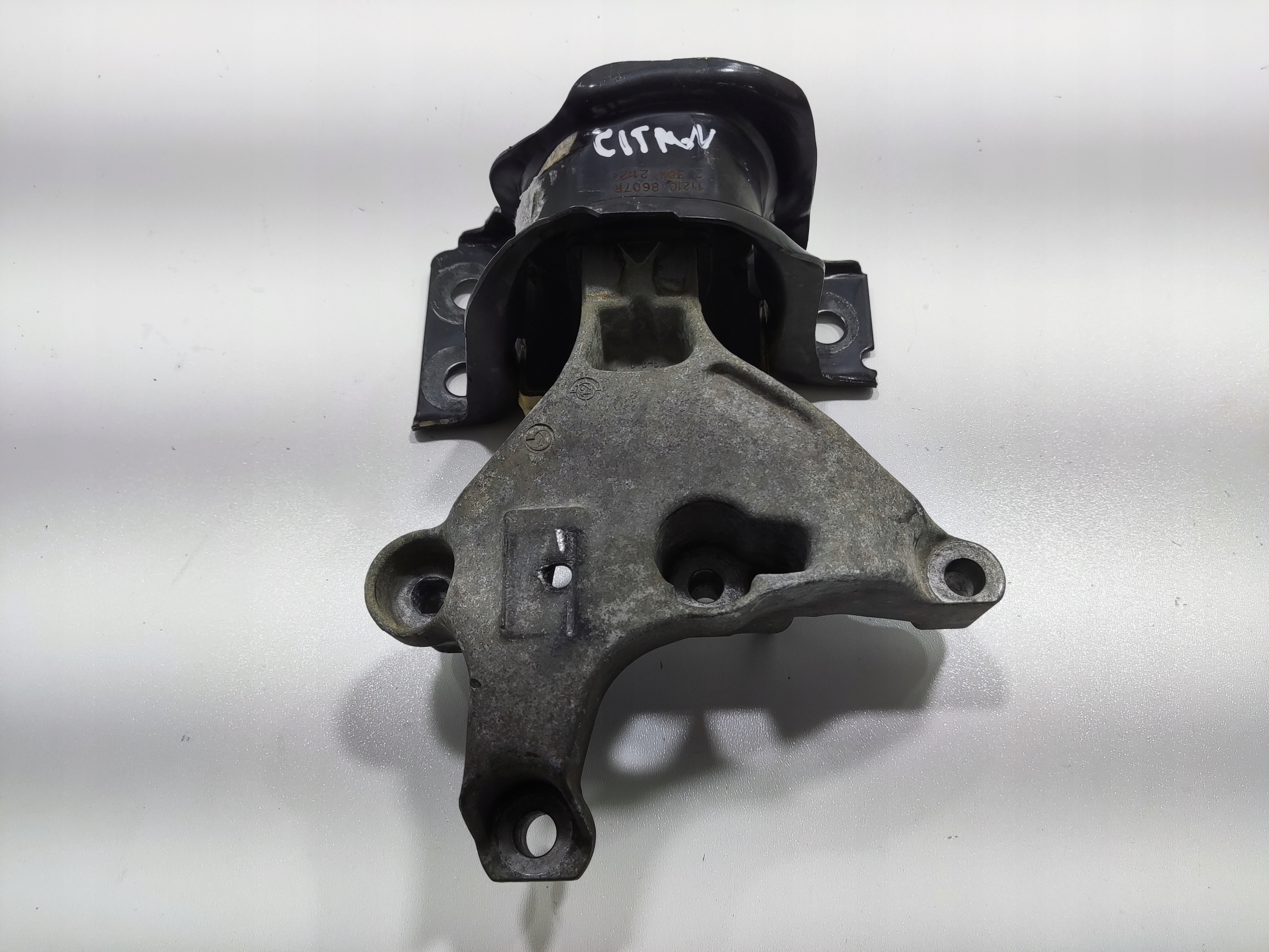 DRŽIAK PODPORA SILENBLOK DRZIAK MOTORA CITAN W415 KANGOO III 1.5 DCI 09- 112108607R