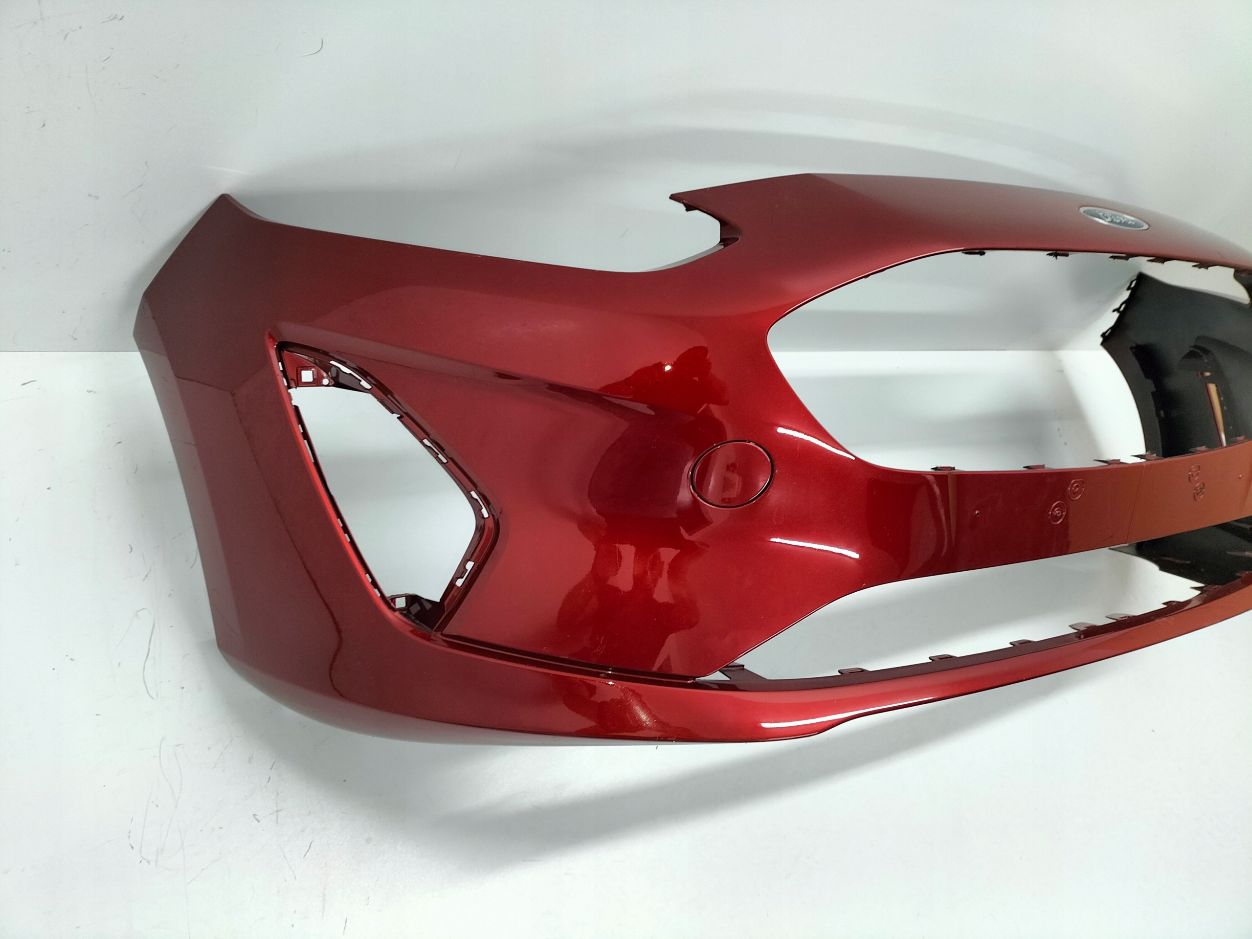 PREDNÝ NÁRAZNÍK FORD FIESTA MK8 17-