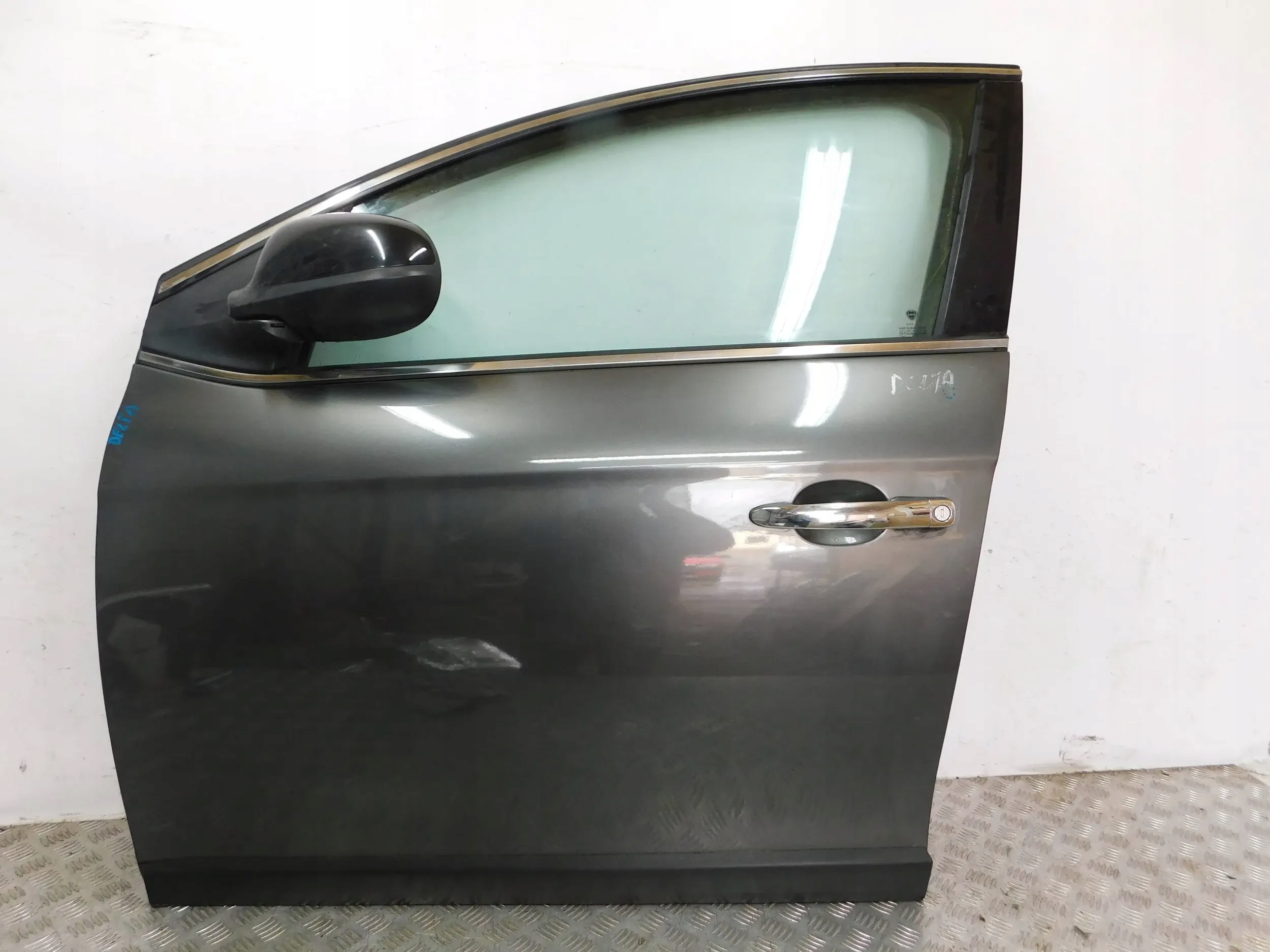 ĽAVÉ PREDNÉ DVERE LANCIA DELTA III