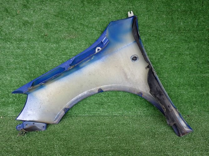 SKODA FABIA II PRAVY PREDNY BLATNIK