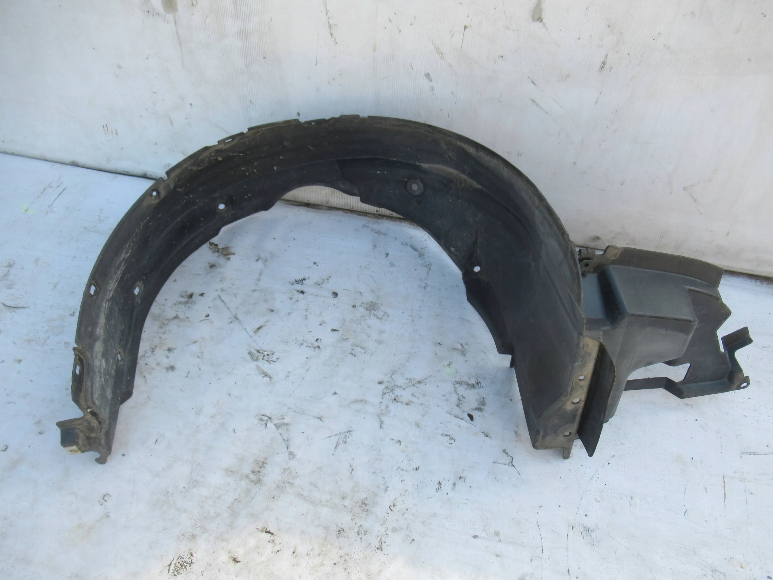 PRAVY PREDNY PODBLATNIK TOYOTA COROLLA VERSO 04-