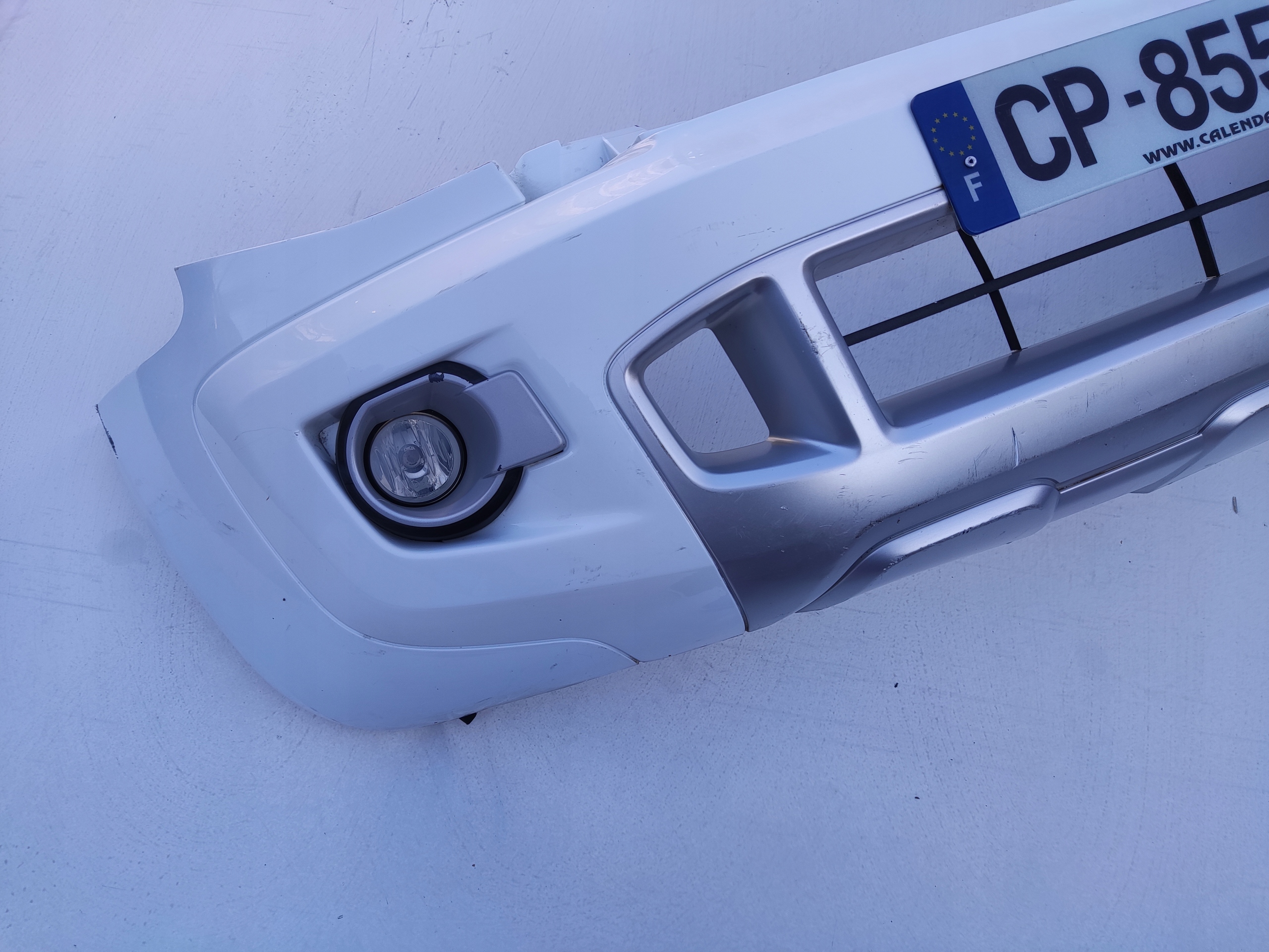 PREDNÝ NÁRAZNÍK KOMPLETNY FORD RANGER V 2012-2015