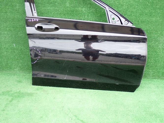 MERCEDES W205 C-KLASA PRAVE PREDNE DVERE