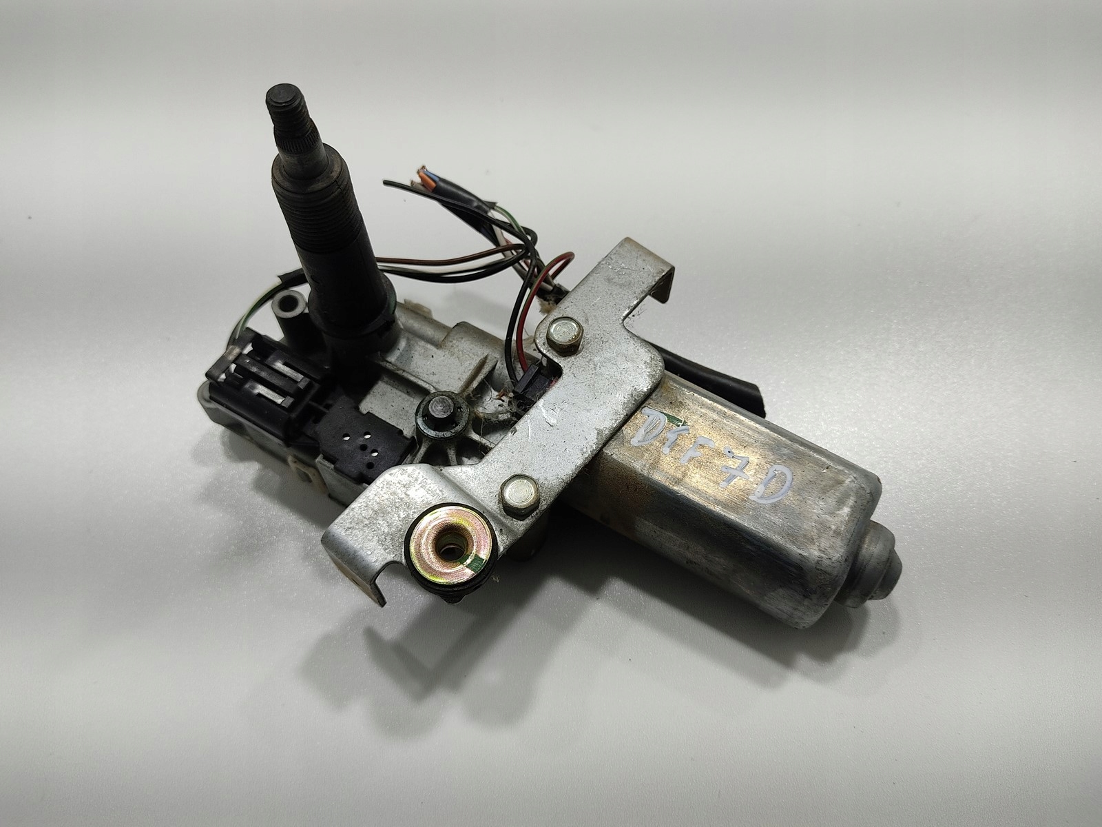 ZADNY MOTORCEK STIERACOV LAND ROVER DEFENDER HX12-17D413-AA 99-14