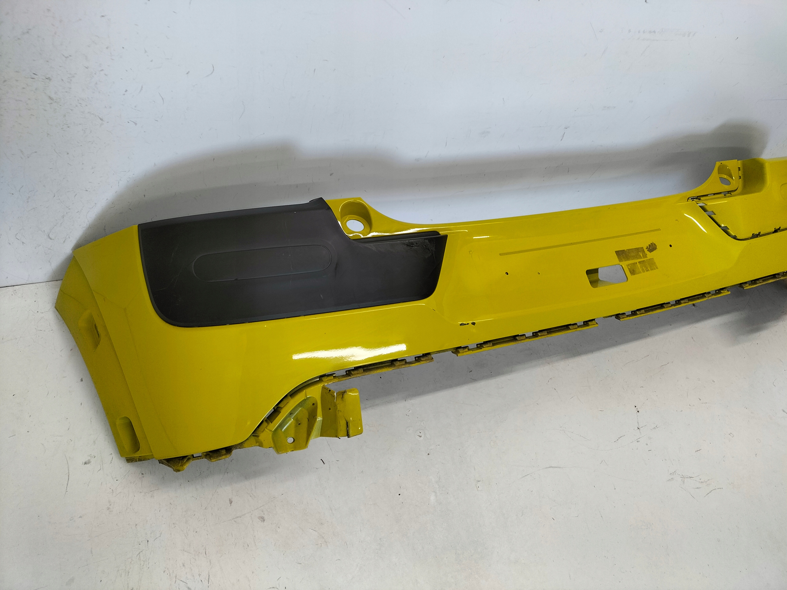 ZADNÝ NÁRAZNÍK CITROEN C4 CACTUS 14-