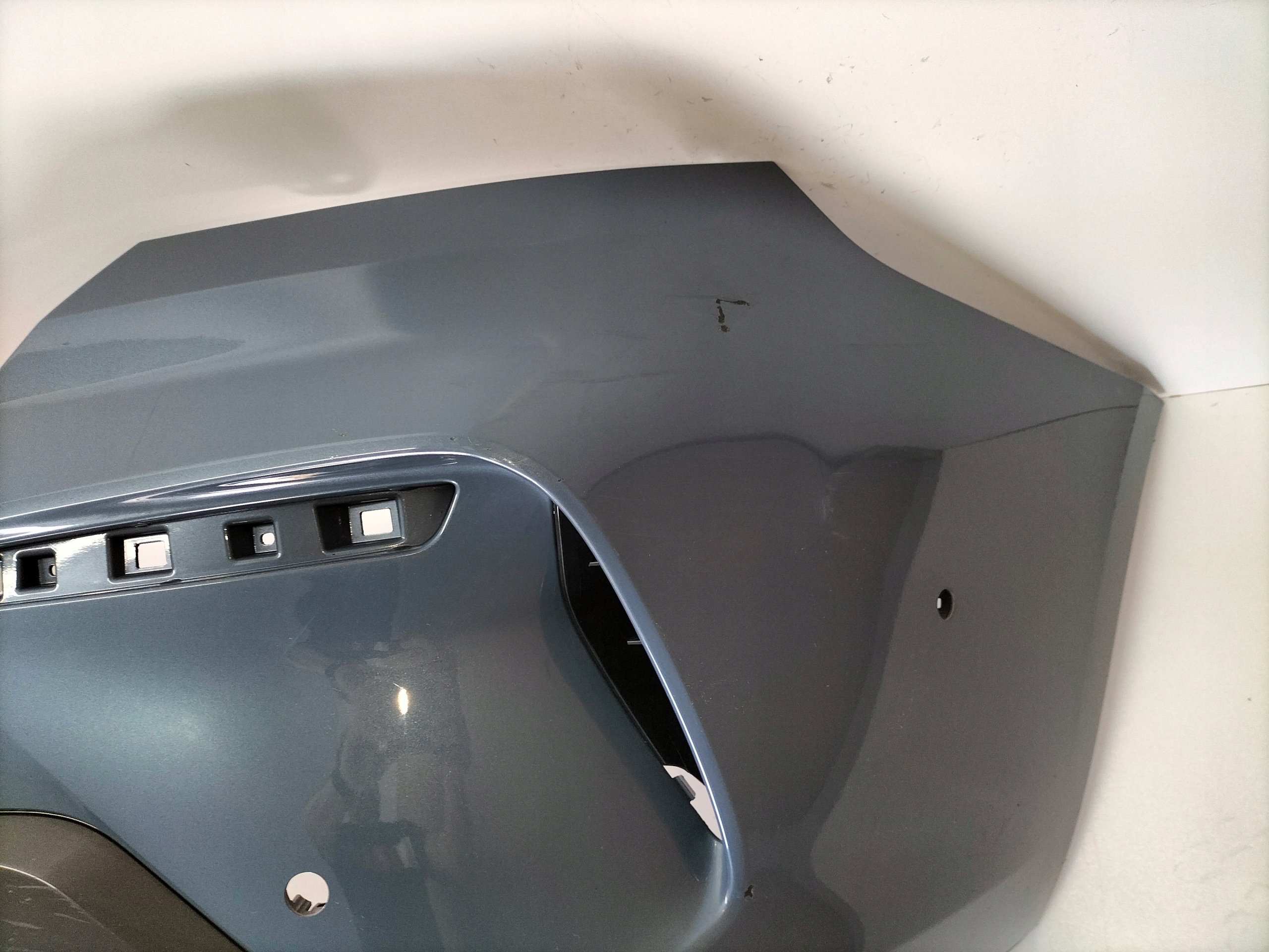 ZADNÝ NÁRAZNÍK BMW 8 G14 G15 18- M-PAKET