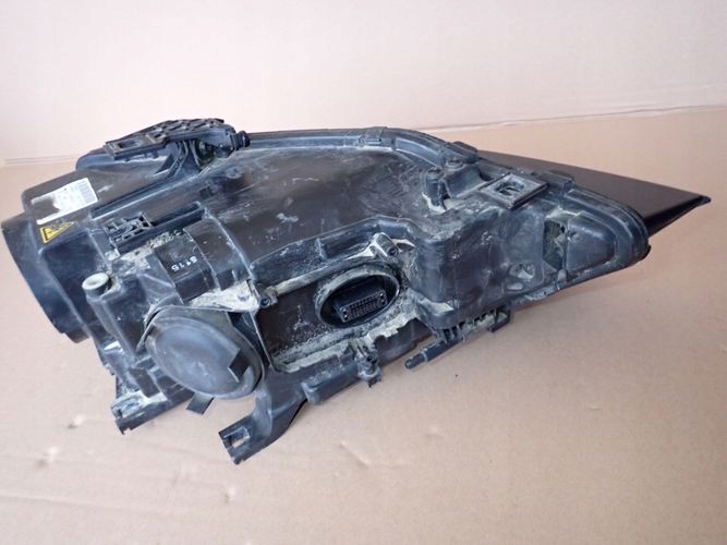 AUDI A4 B8 BI XENON LED LIFT 12-16 LAVE PREDNE SVETLO 8K0941031C