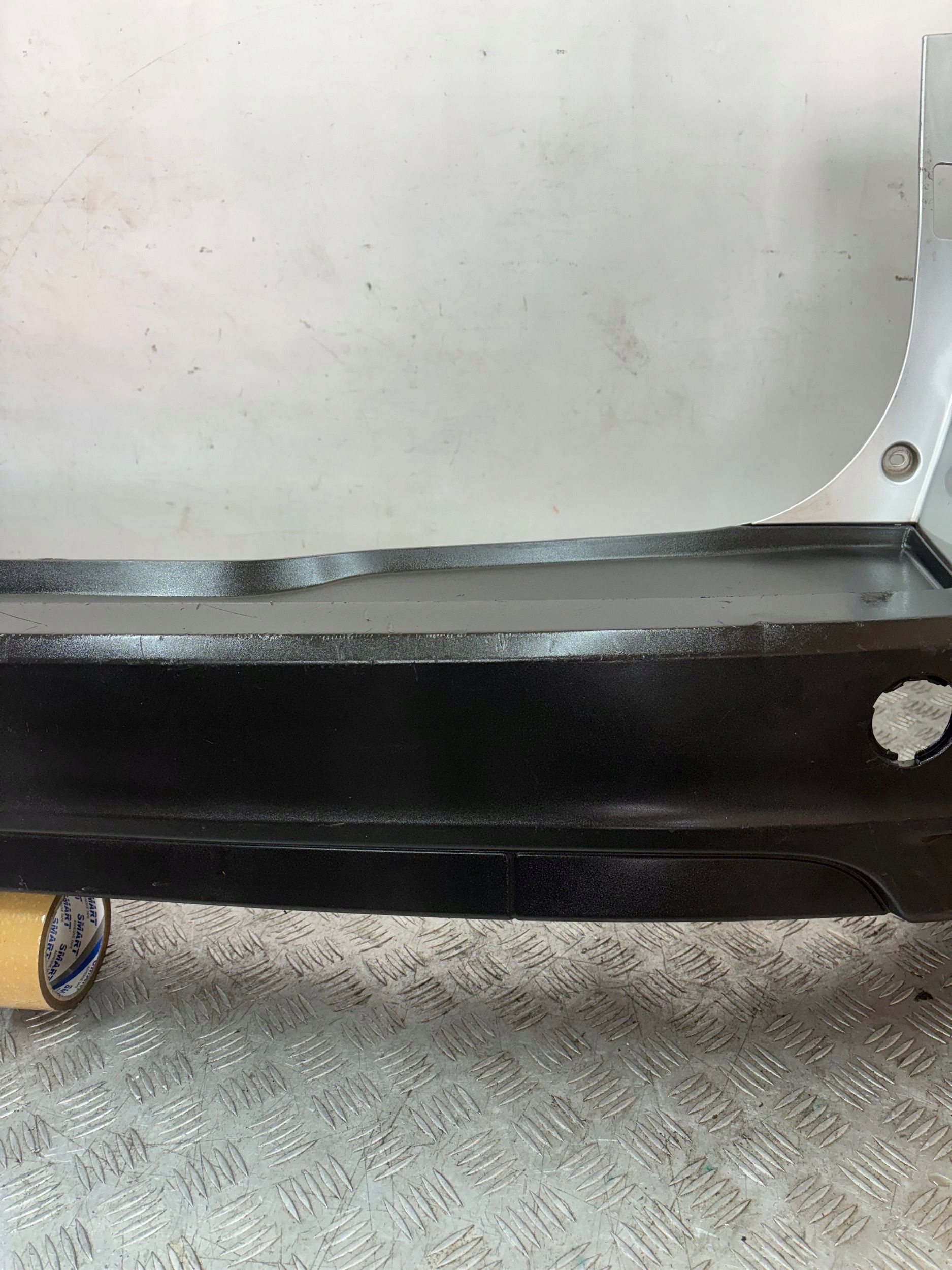 ZADNÝ NÁRAZNÍK FORD FOCUS 3 III MK3 KOMBI 10-