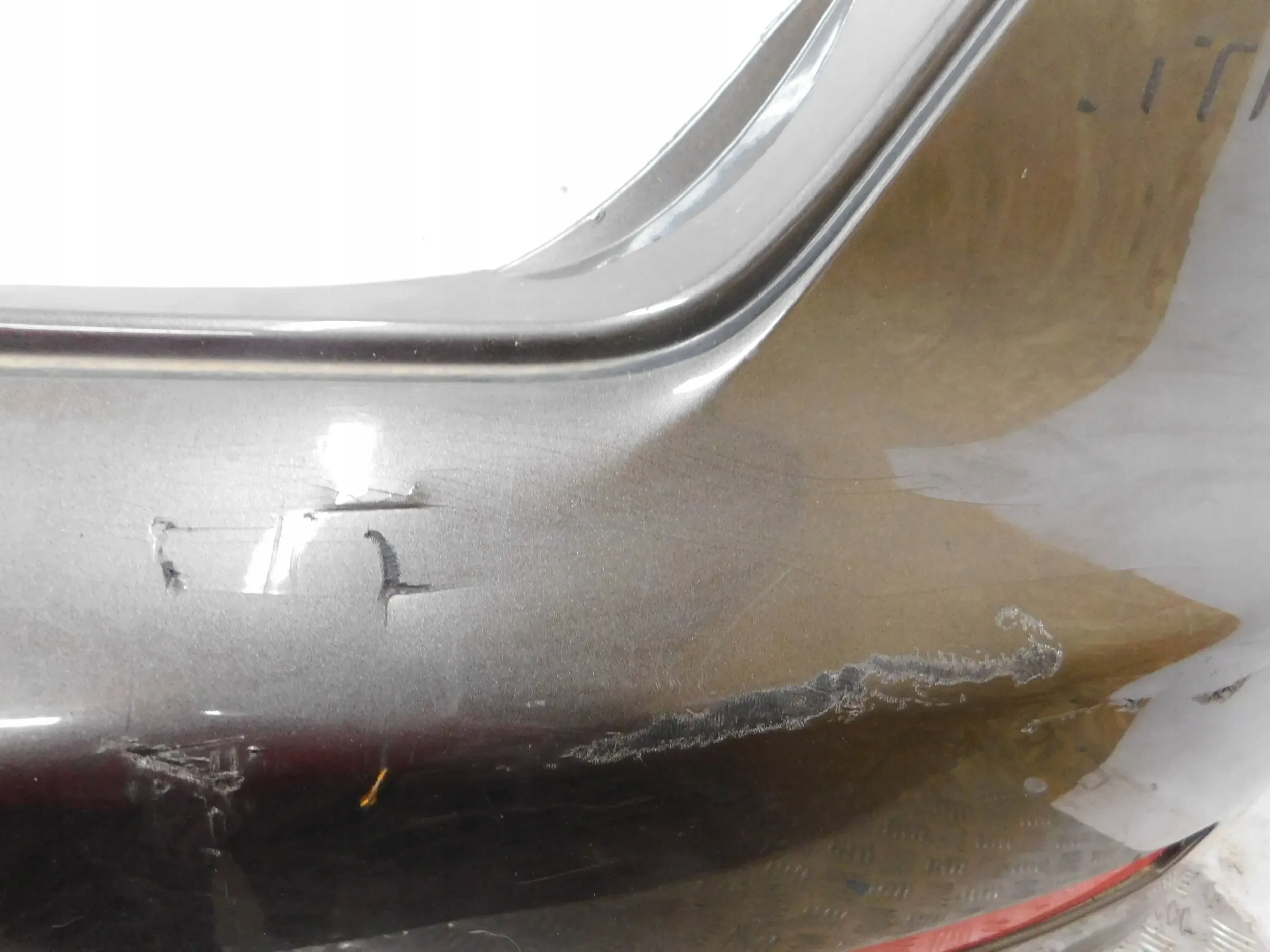 ZADNÝ NÁRAZNÍK ALFA ROMEO 159