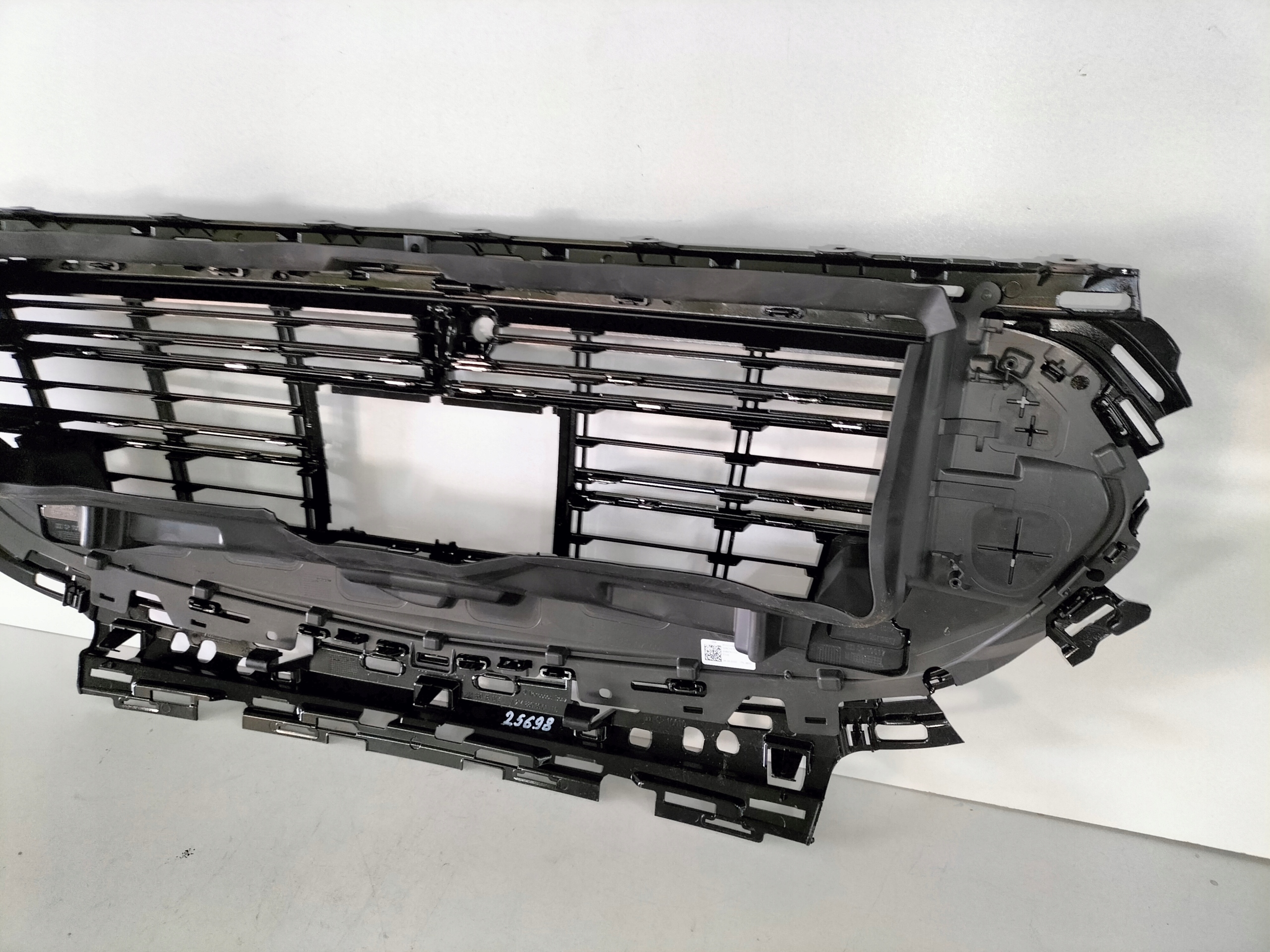 MRIEZKA LISTA MERCEDES E KLASA W214 22-