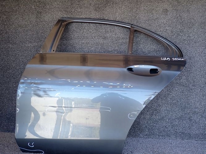 MERCEDES W213 213 E-KLASA SEDAN LAVE ZADNE DVERE