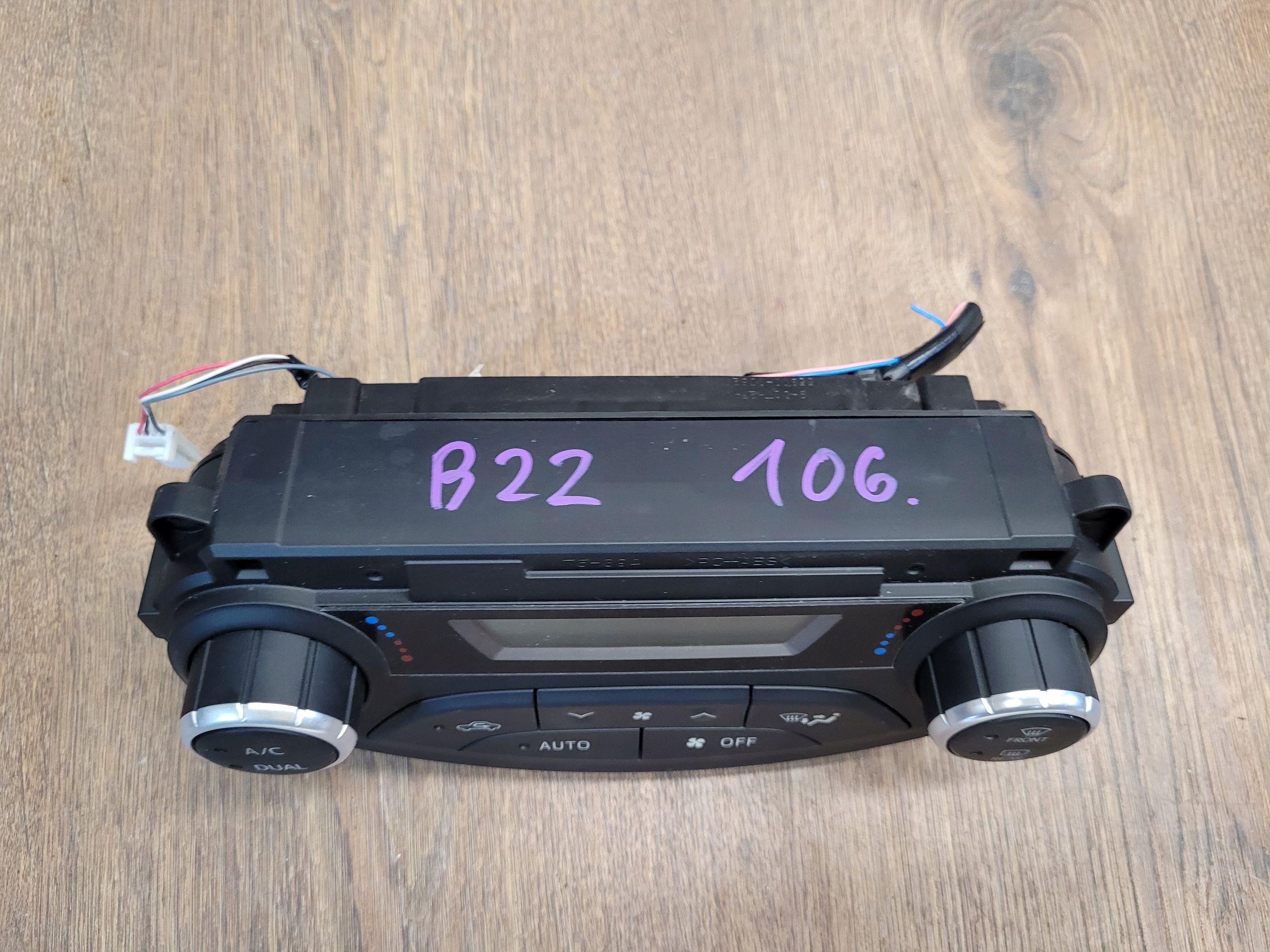 TOYOTA YARIS III OVLADANIE KURENIA 55900-0D820