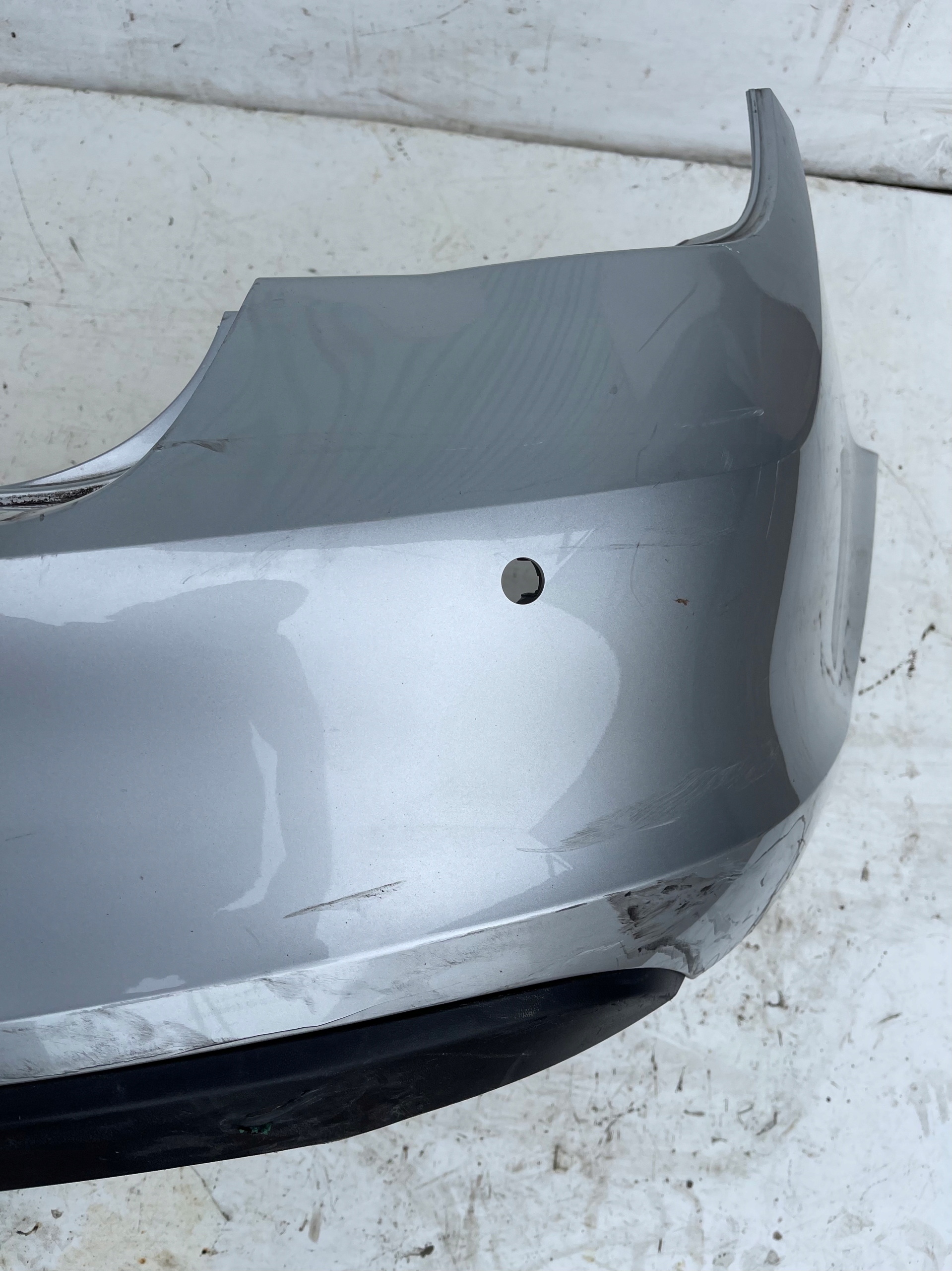 ZADNÝ NÁRAZNÍK SKODA RAPID 5JH807421