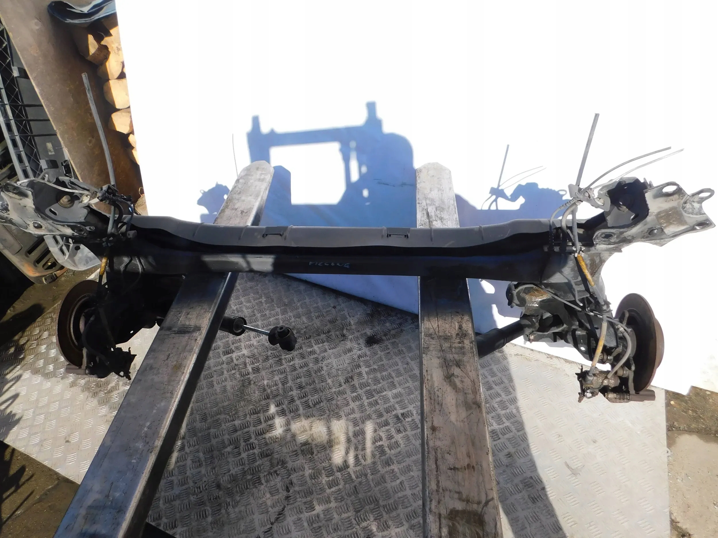 ZADNÁ NÁPRAVA RENAULT MEGANE III KOMBI