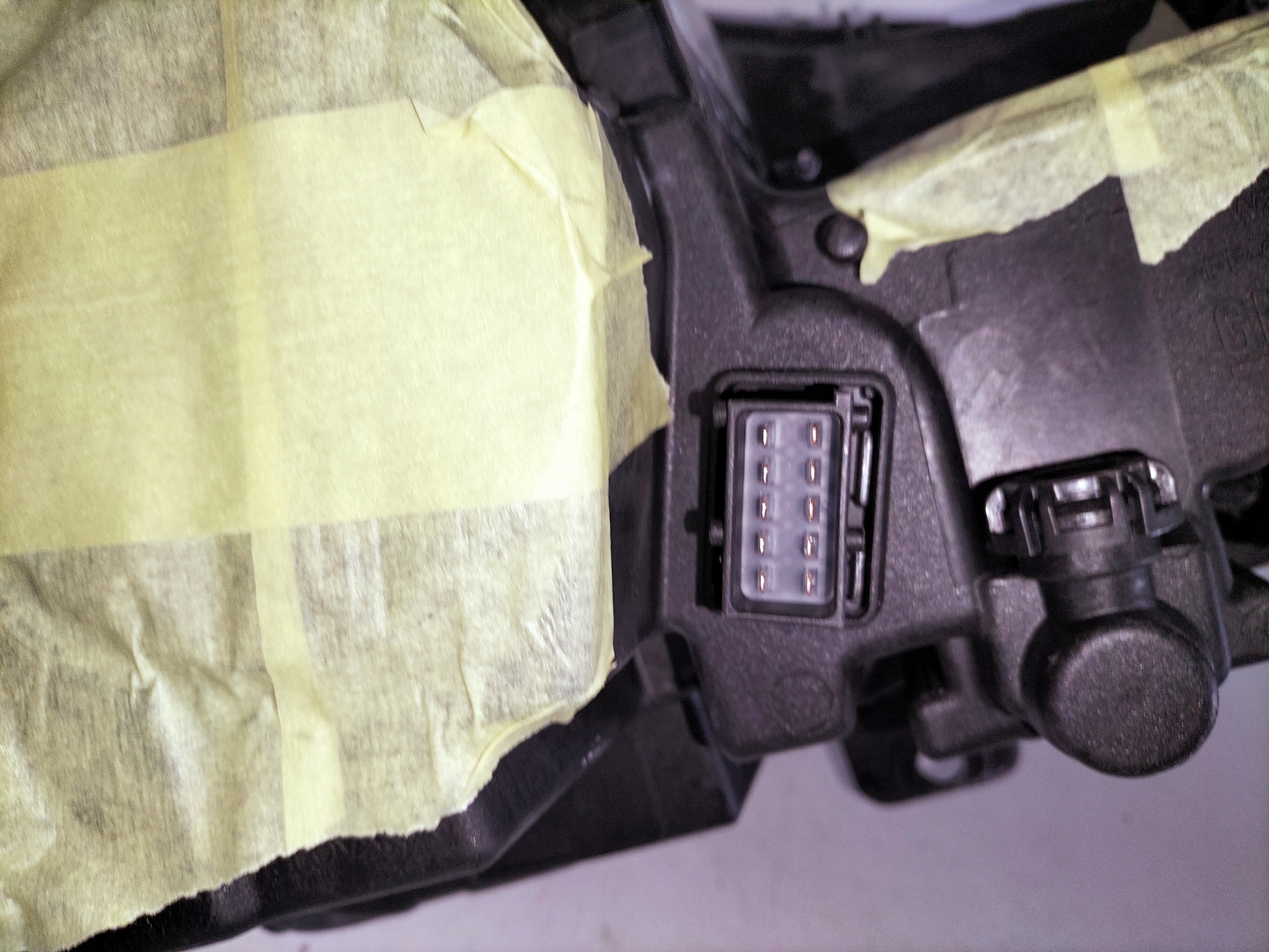 LAVE PREDNE SVETLO OPEL ASTRA V K 15-