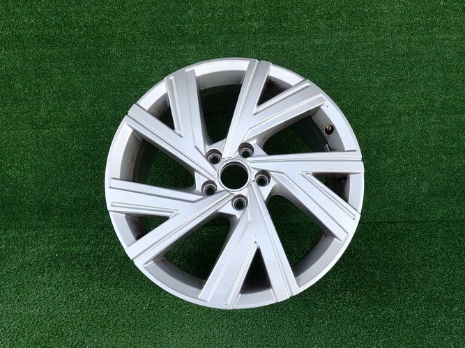 VW GOLF VII 7,5Jx18 ET51 5×112 HLINIKOVY DISK ELEKTRON