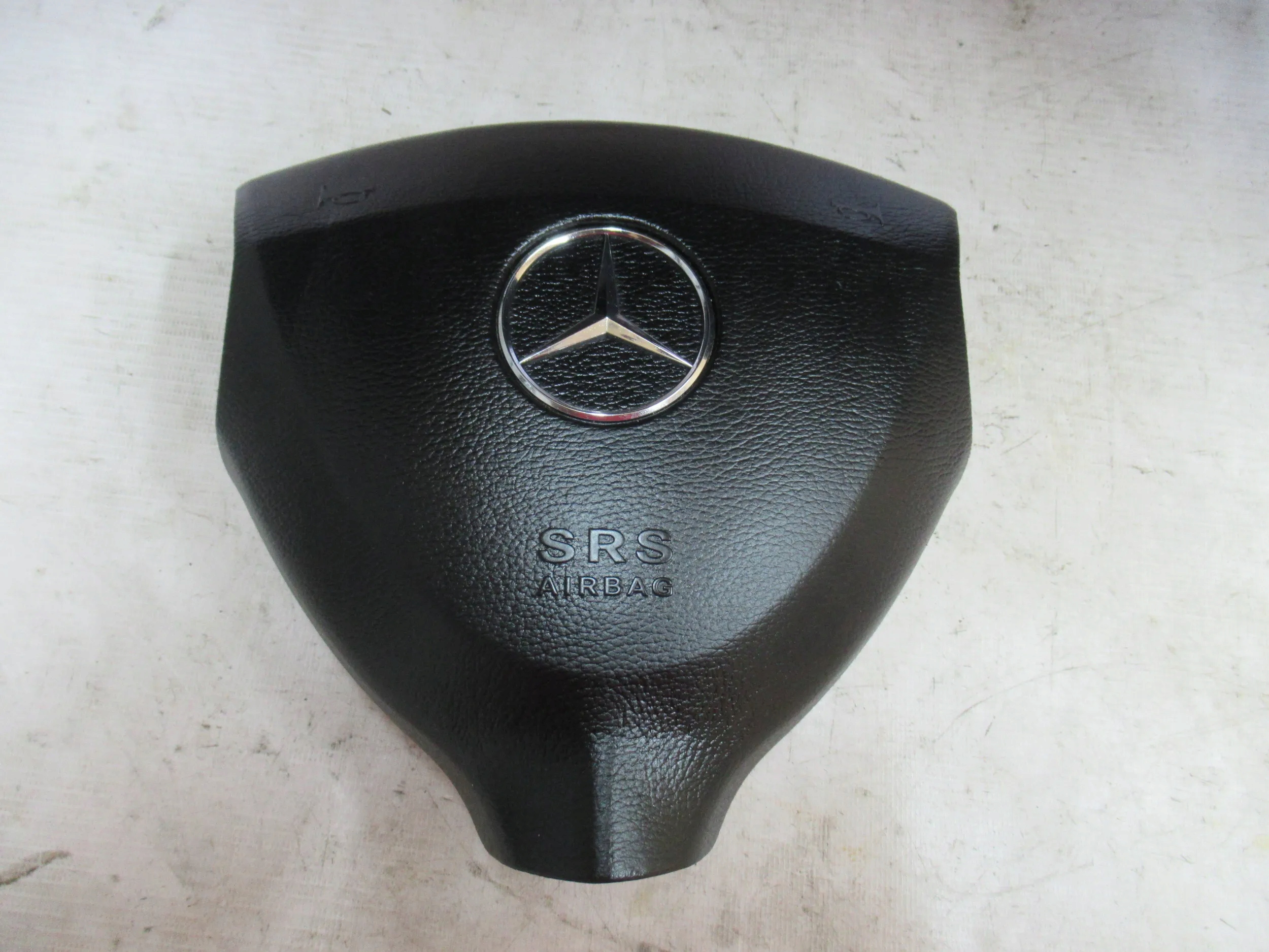 PRÍSTROJOVÁ DOSKA AIRBAG MERCEDES A KLASA W169