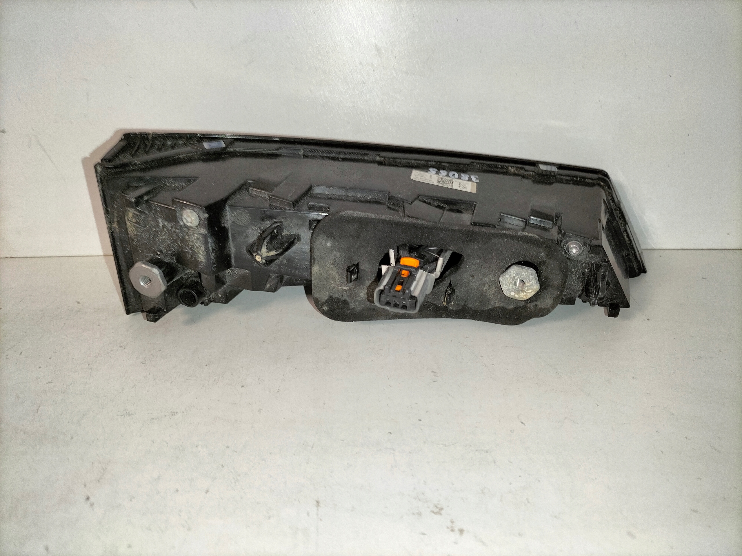PRAVE ZADNE SVETLO PEUGEOT 308 III T10 21-
