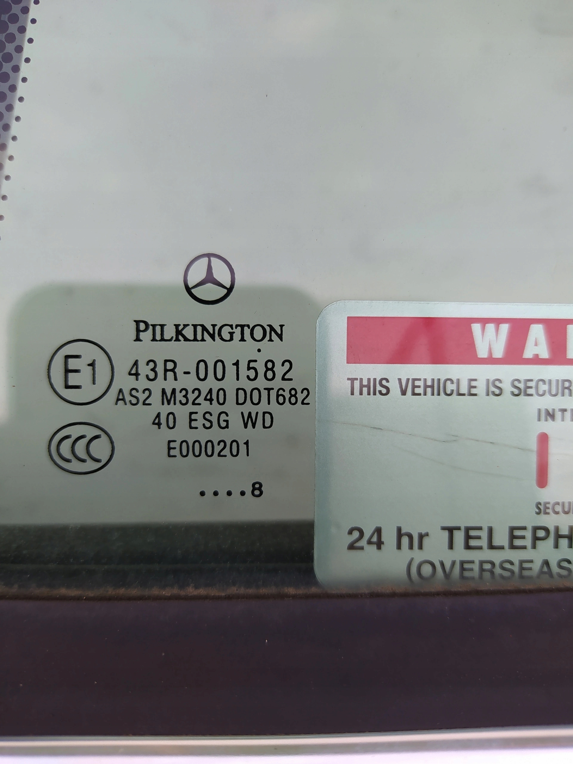 MERCEDES C W204 SEDAN LAVE ZADNE DVERE