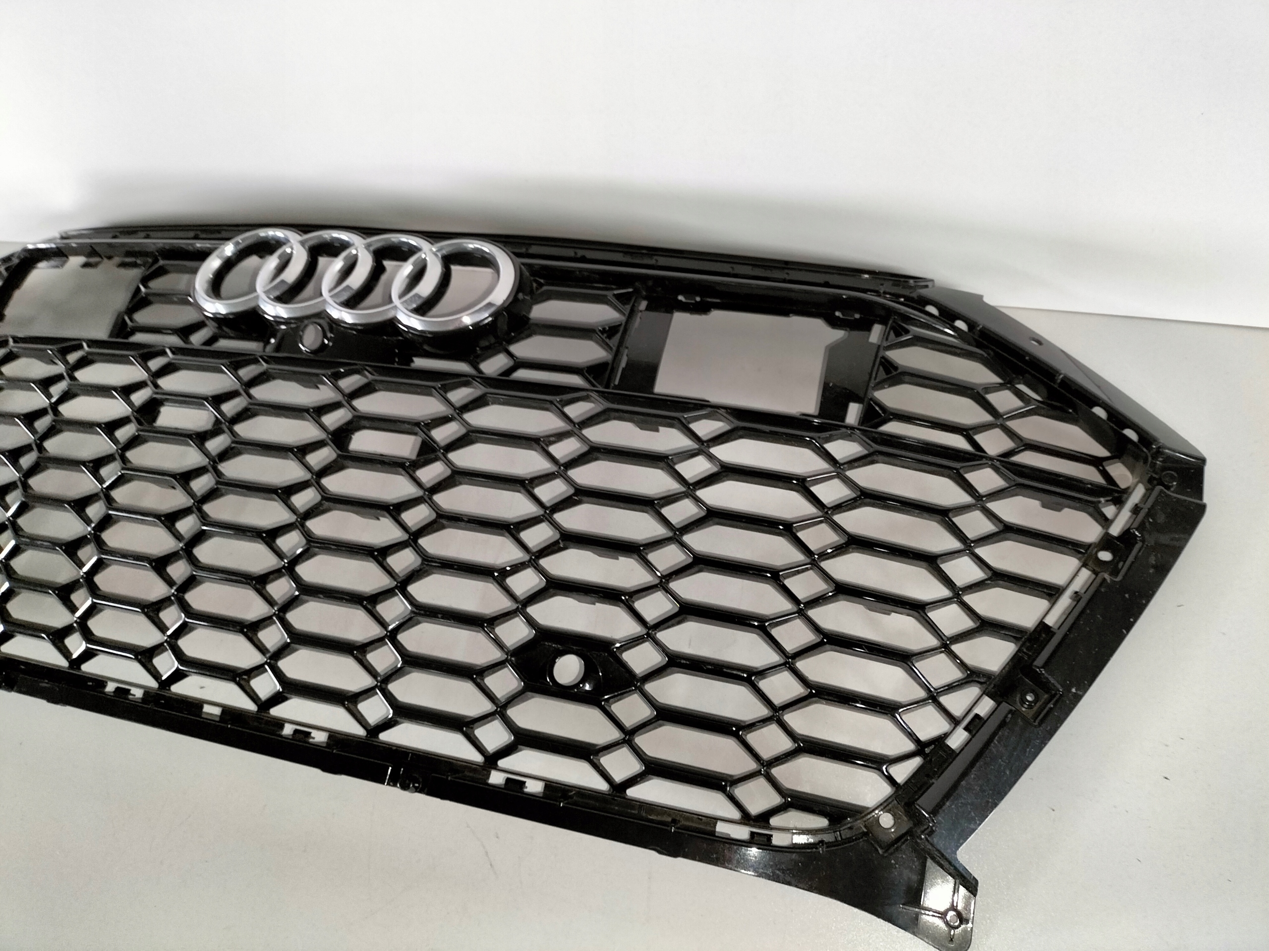 MRIEZKA LISTA AUDI A6 RS6 RS7 C8 18-