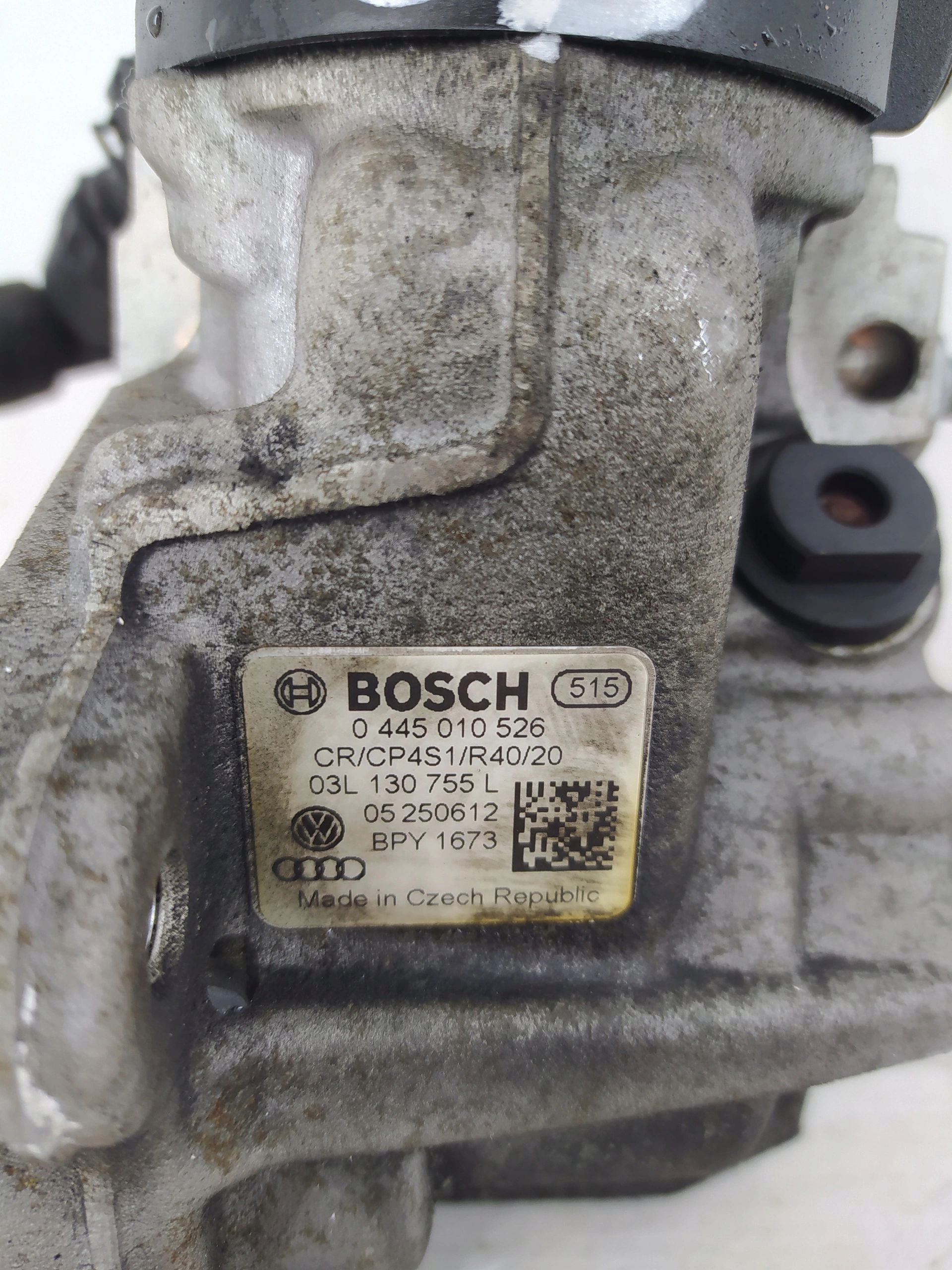 VW PASSAT B7 2.0 TDI VSTREKOVACIE ČERPADLO 0445010526