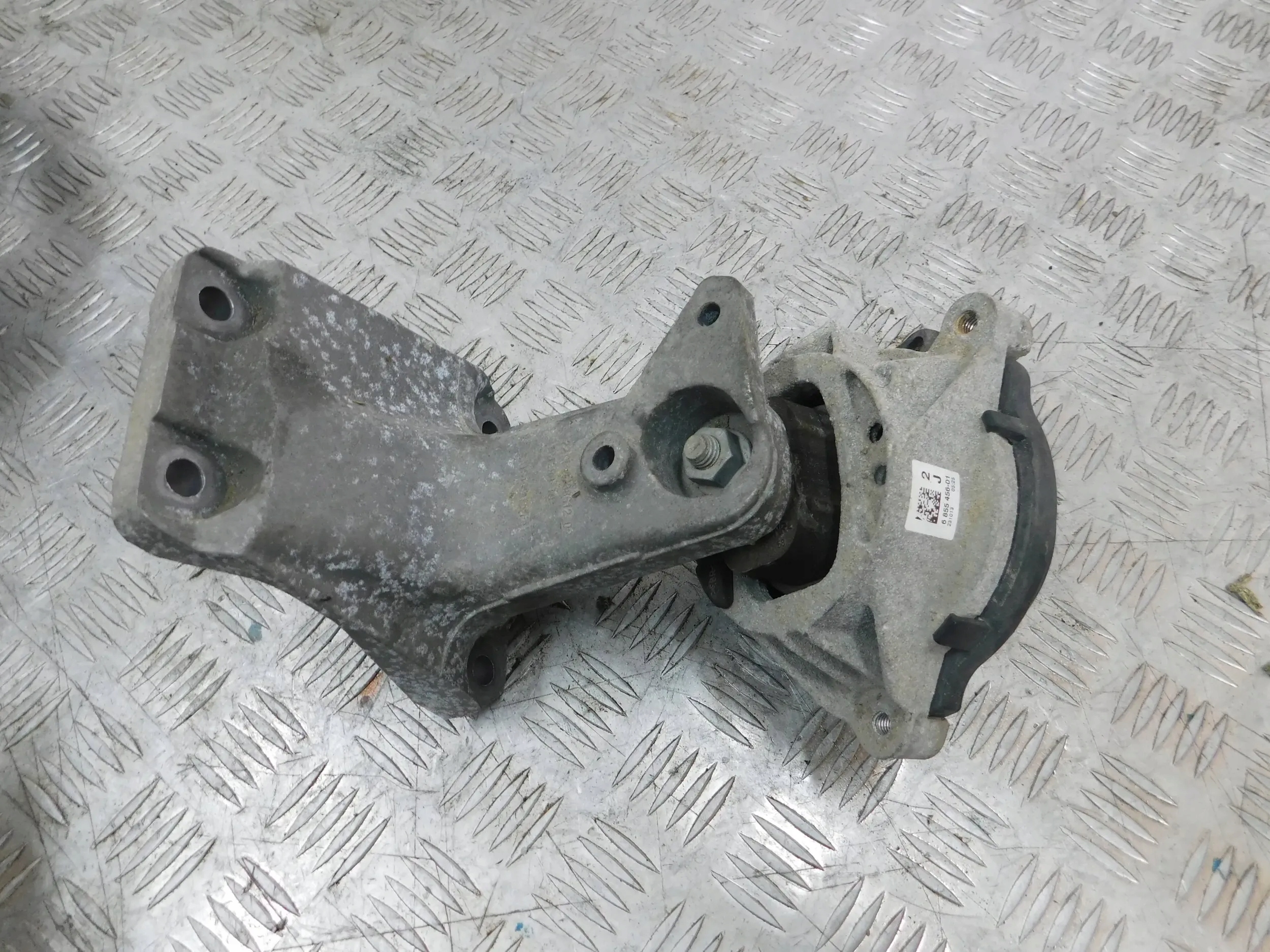 SILENBLOK DRZIAK MOTORA BMW 1 F20 2.0 D 6855456-01