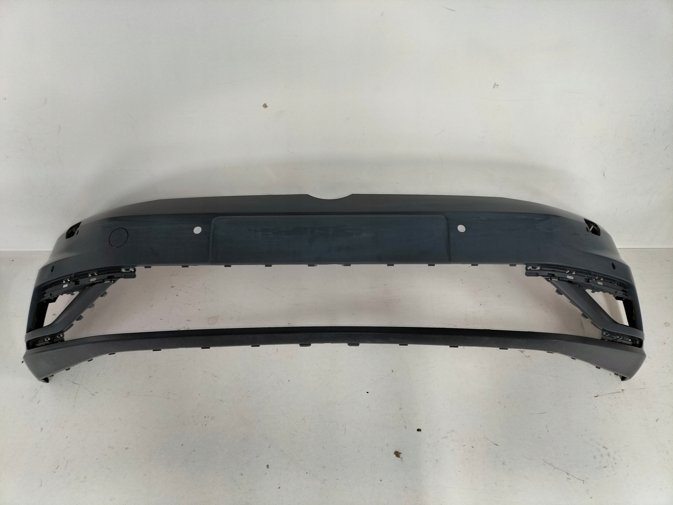 PREDNÝ NÁRAZNÍK VW GOLF 7 VII LIFT 17-
