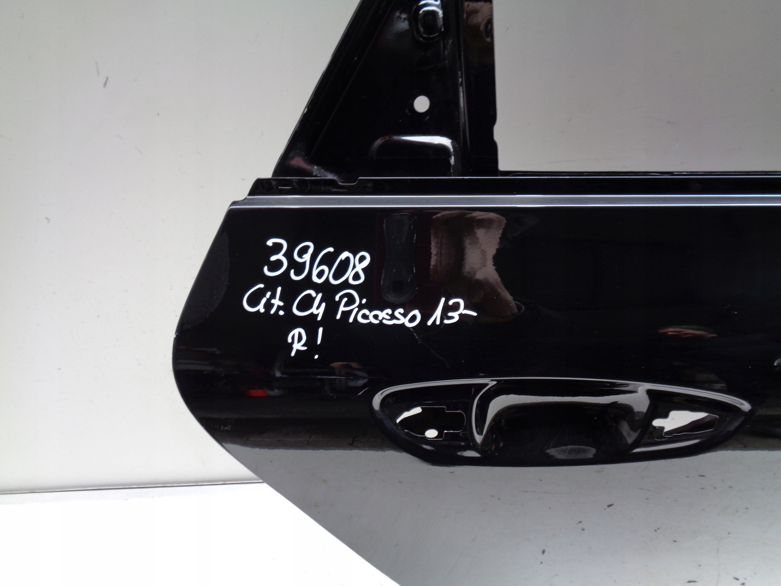 PRAVE ZADNE DVERE CITROEN C4 PICASSO II 13- NR 39608