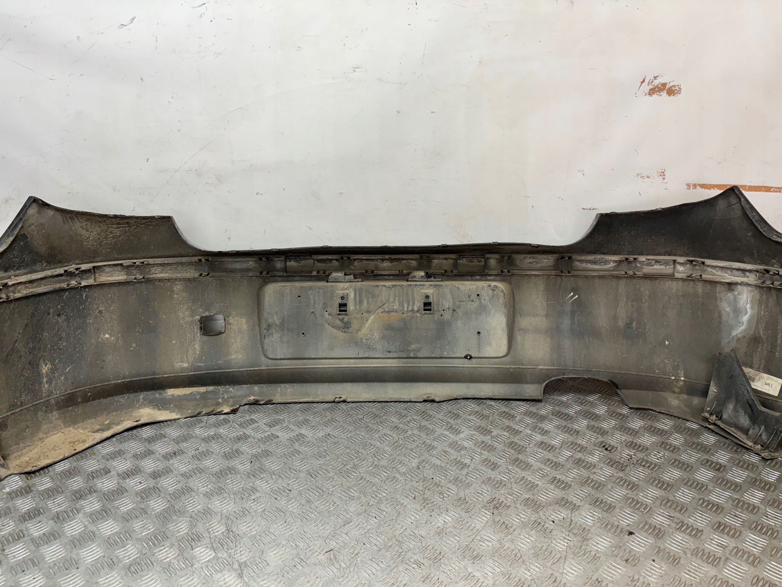 ZADNÝ NÁRAZNÍK BMW 1 E87 LIFT