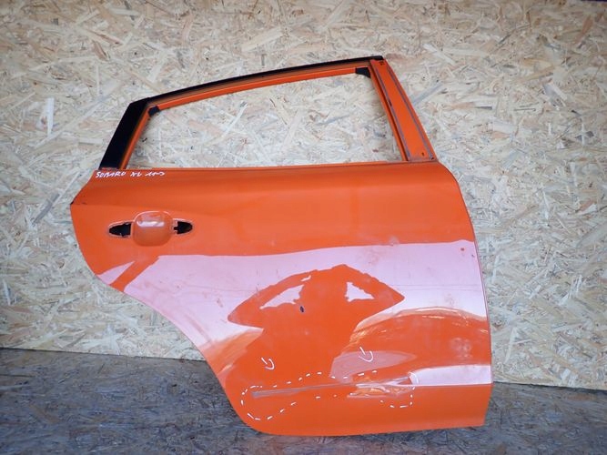 SUBARU XV 11- PRAVE ZADNE DVERE