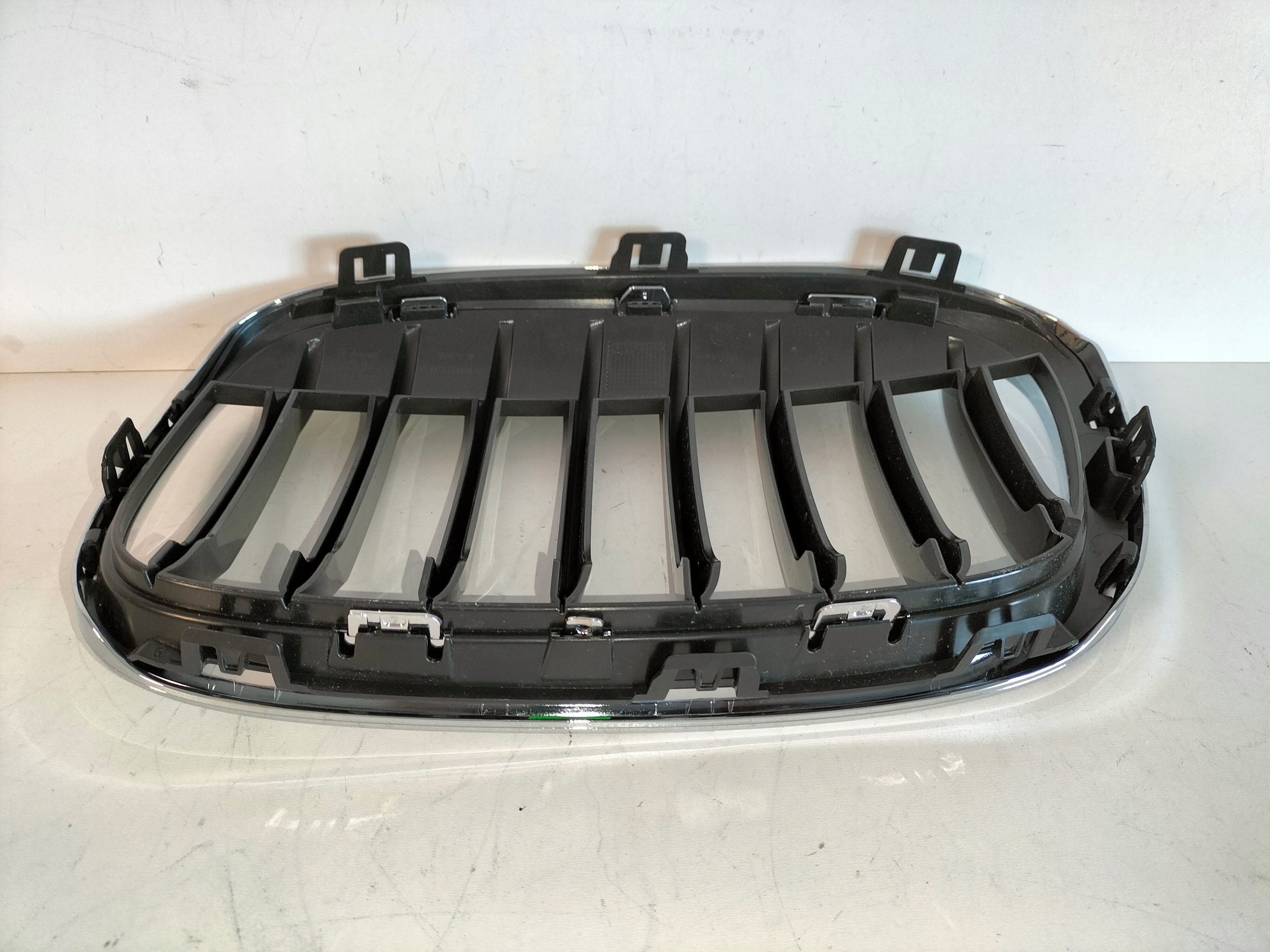 PRAVA MRIEZKA LISTA BMW X1 F48 15- M-PAKET