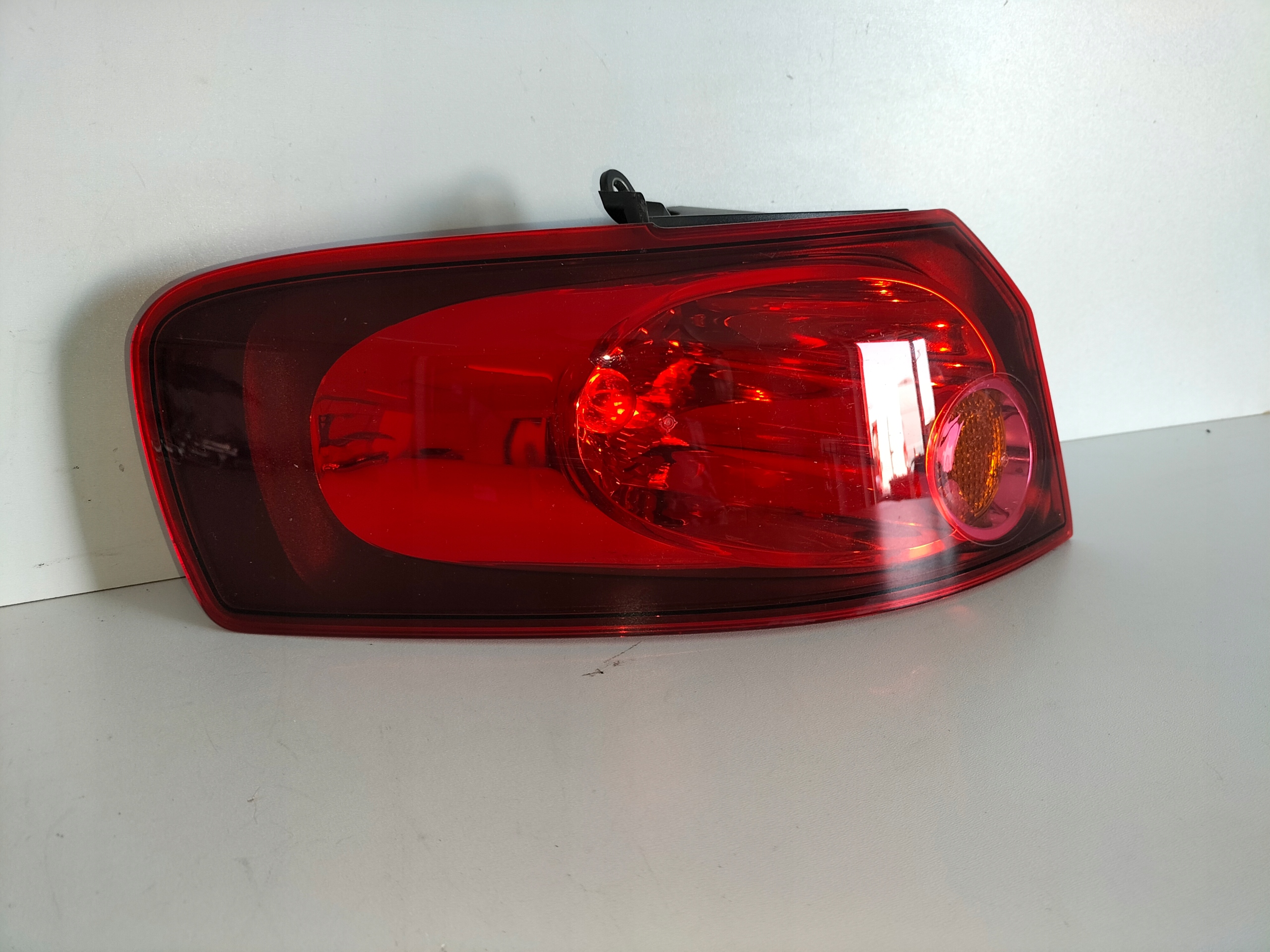LAVE ZADNE SVETLO FIAT CROMA II 05-
