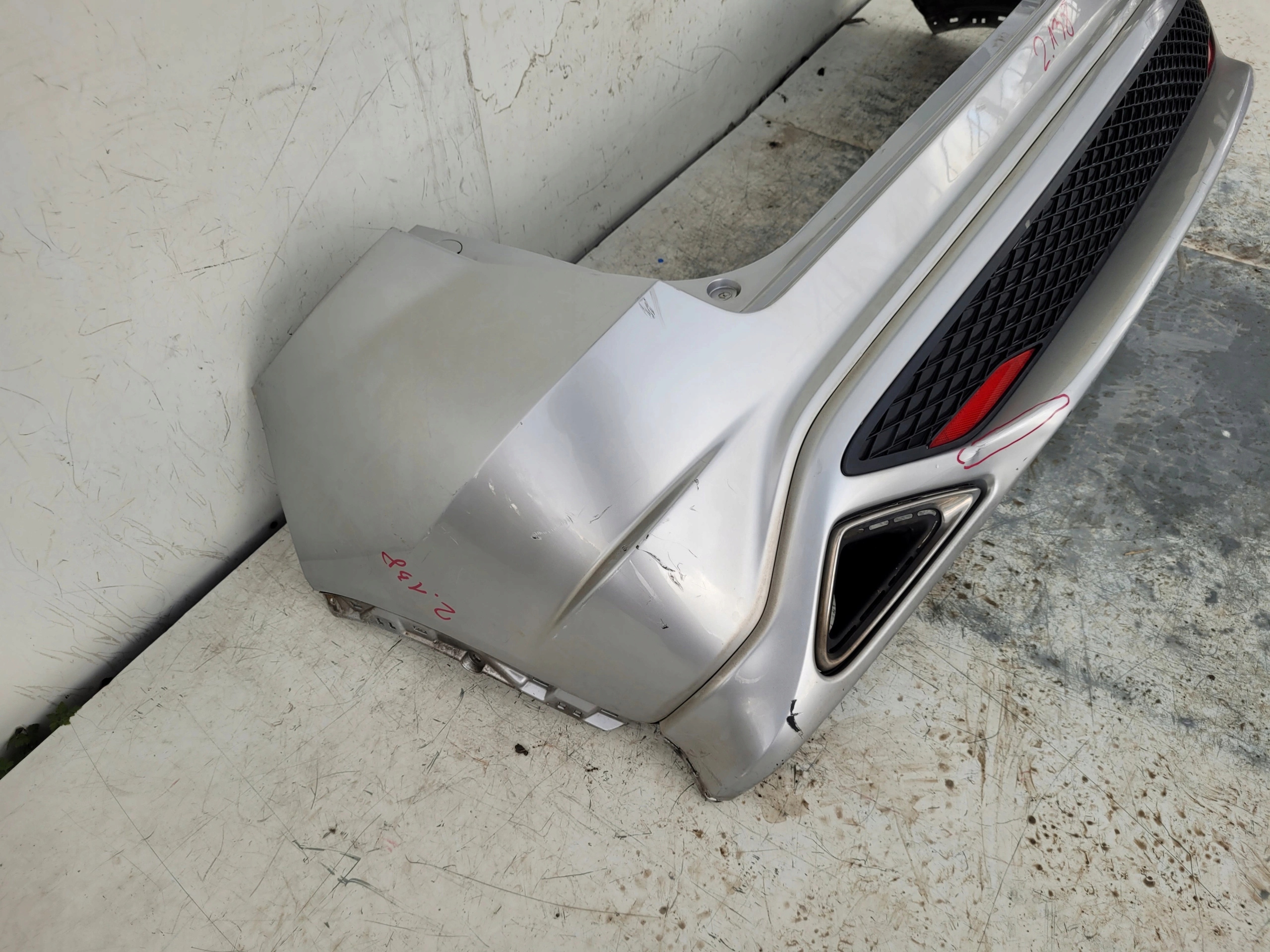 HONDA CIVIC 8 VIII UFO TYPE S ZADNÝ NÁRAZNÍK