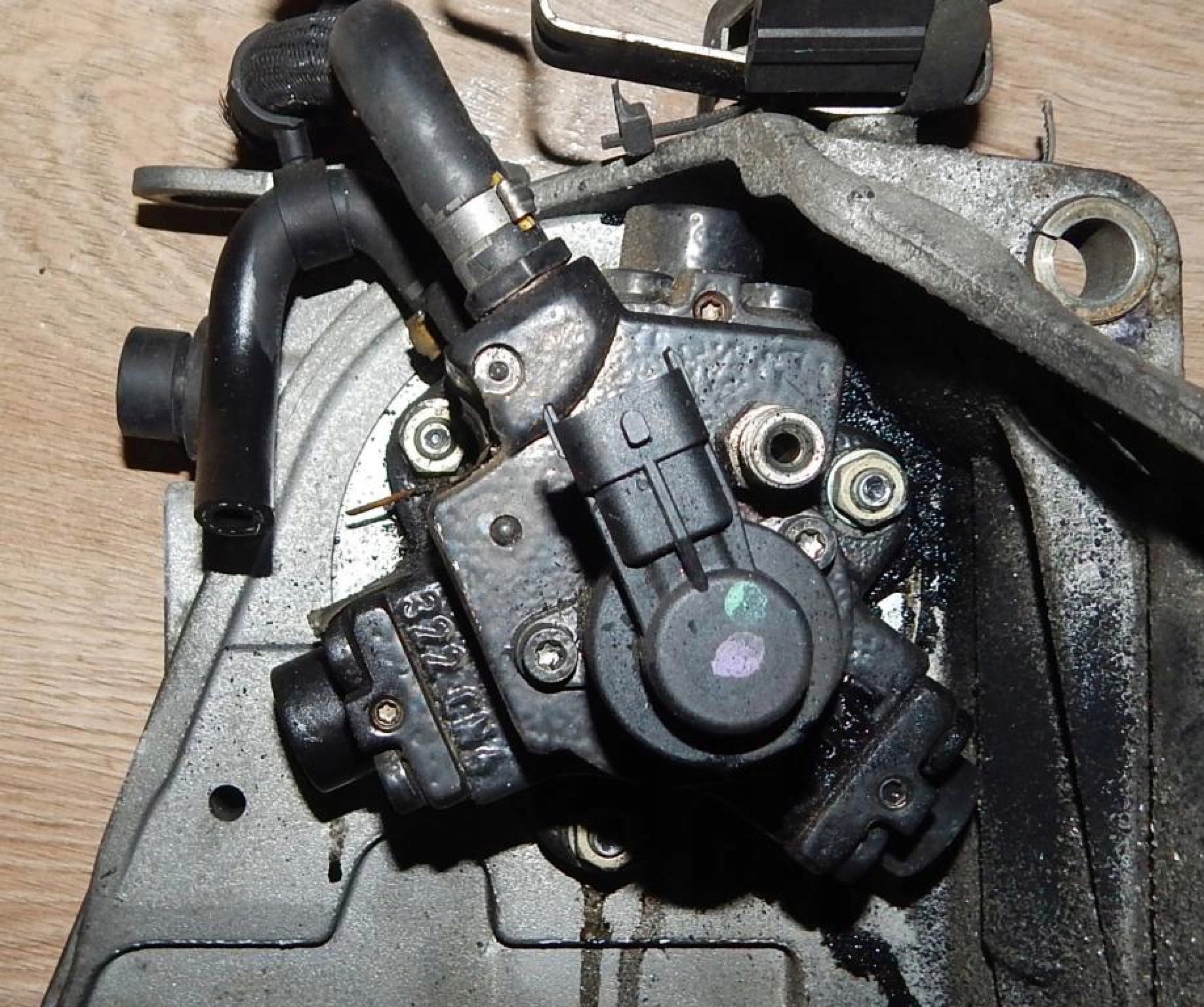 VSTREKOVACIE ČERPADLO Vectra C 1.9 cdti 0445010128