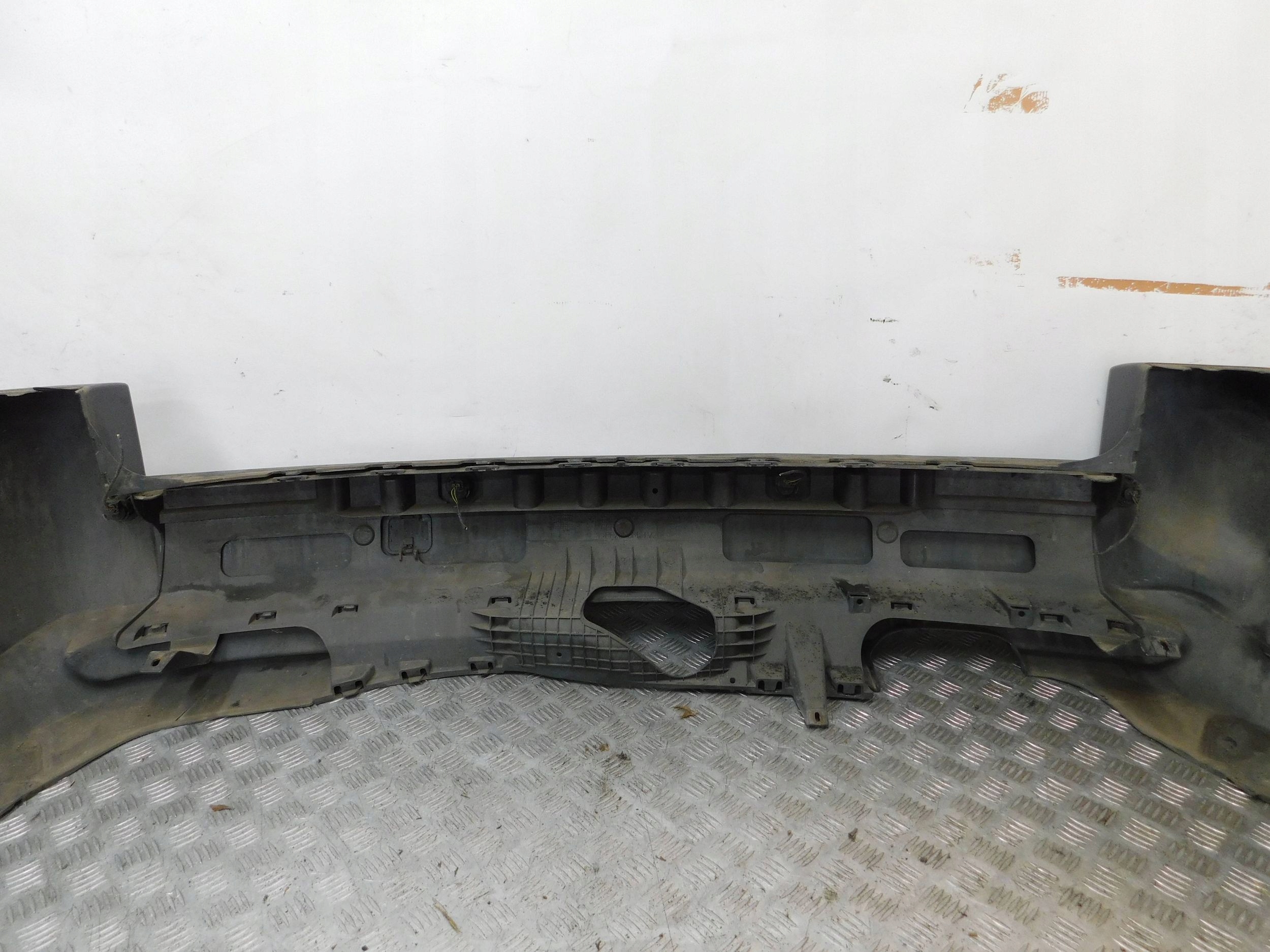 ZADNÝ NÁRAZNÍK BMW X3 E83 PDC