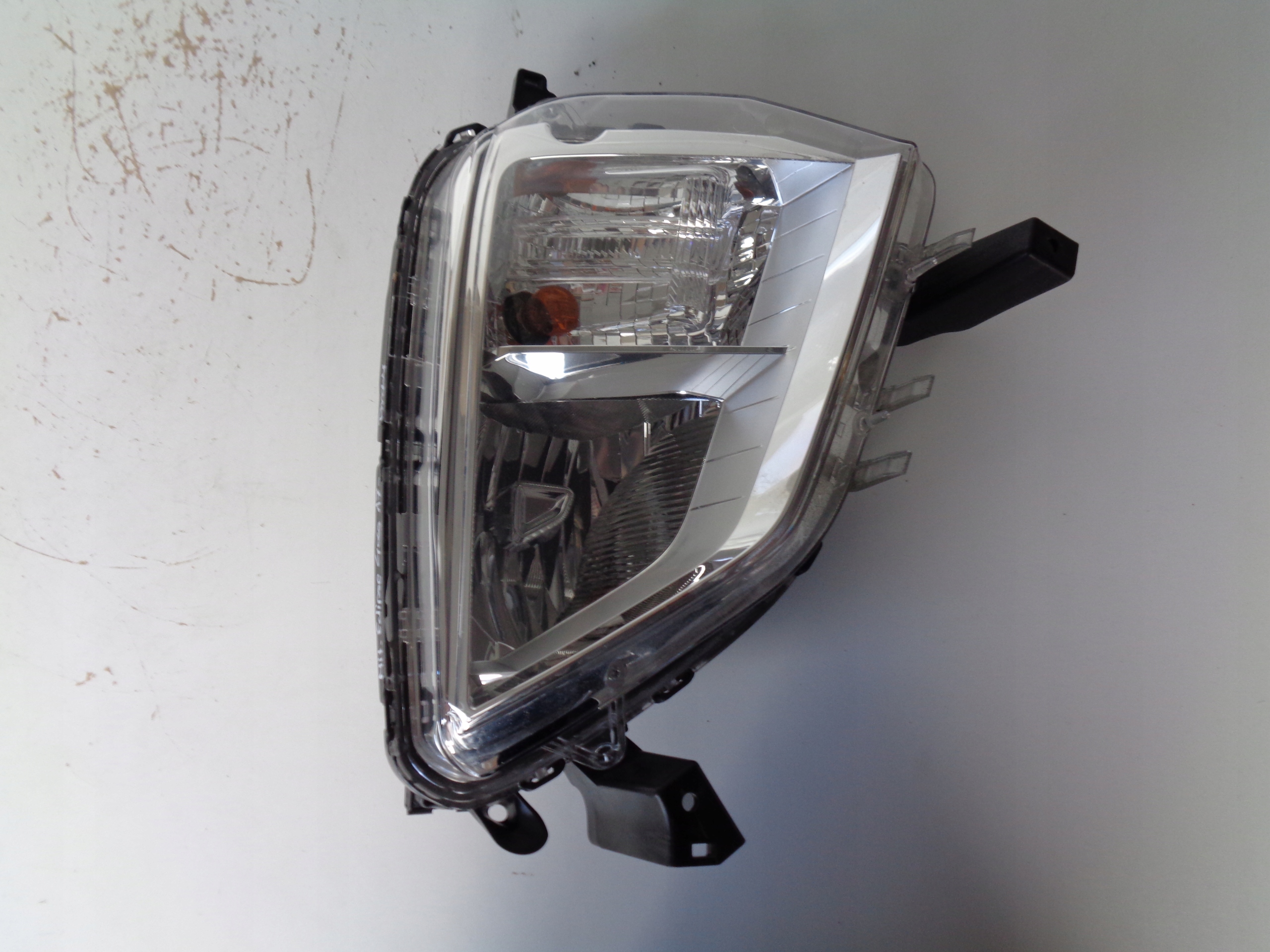 PRAVA HMLOVKA MITSUBISHI ECLIPSE CROSS 17-
