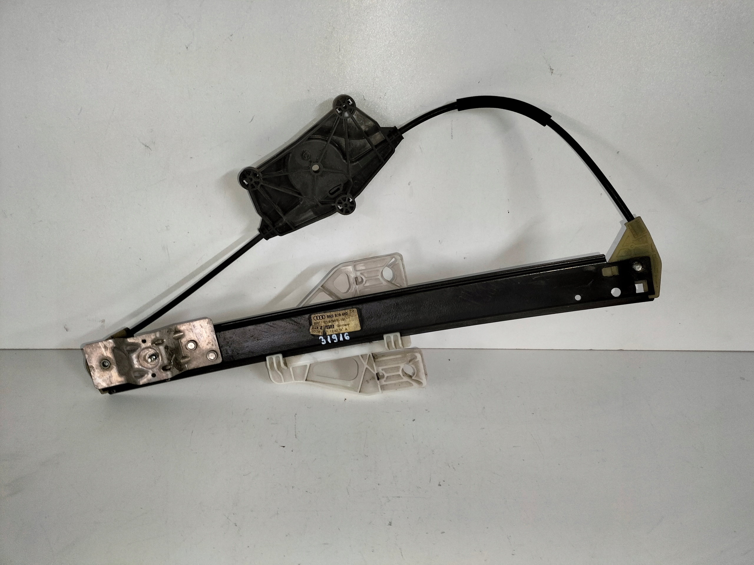 PRAVÉ ZADNÉ SŤAHOVANIE OKNA AUDI A4 B8 07-15 BEZ MOTORČEKA