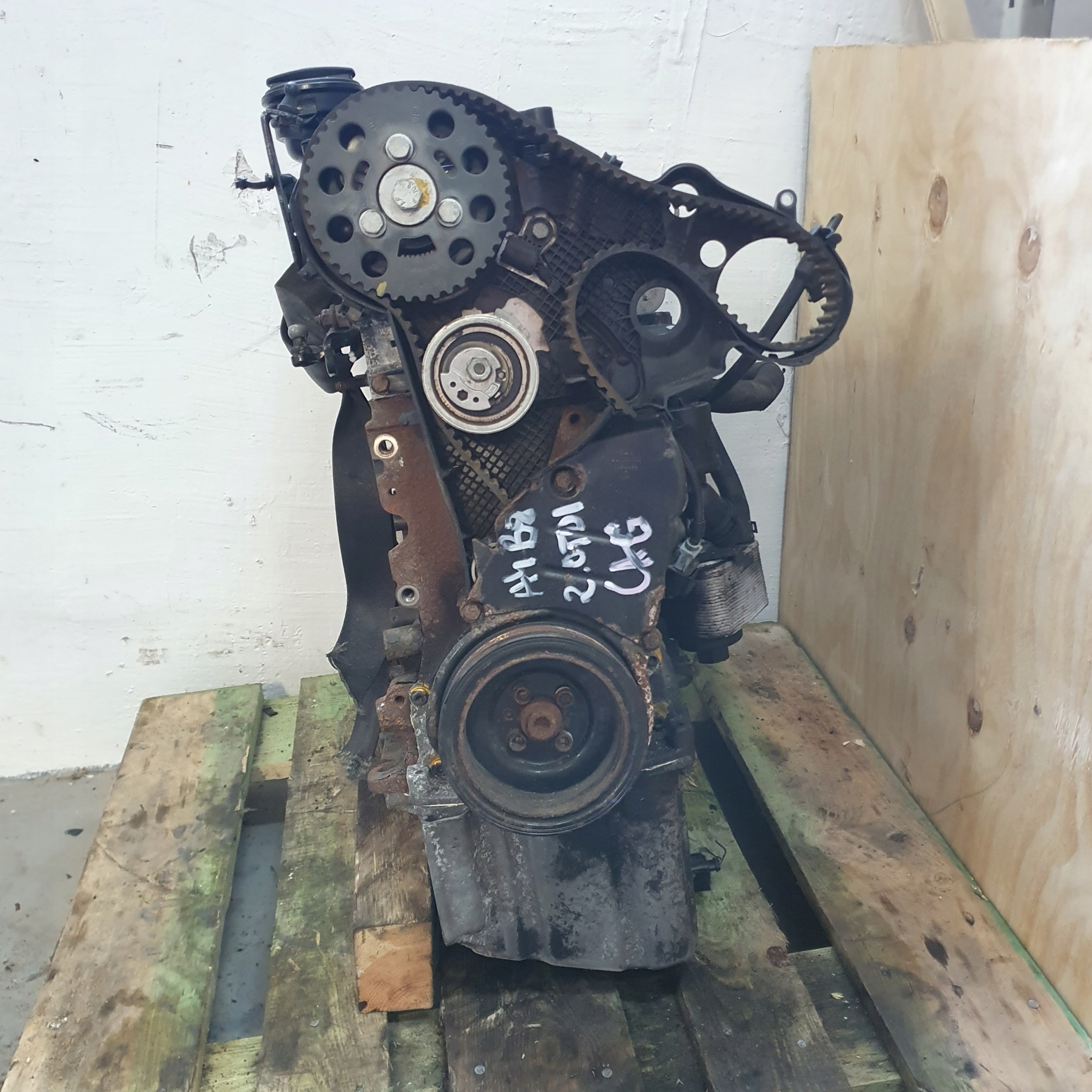 AUDI A4 B8 2.0 TDI CAGA MOTOR